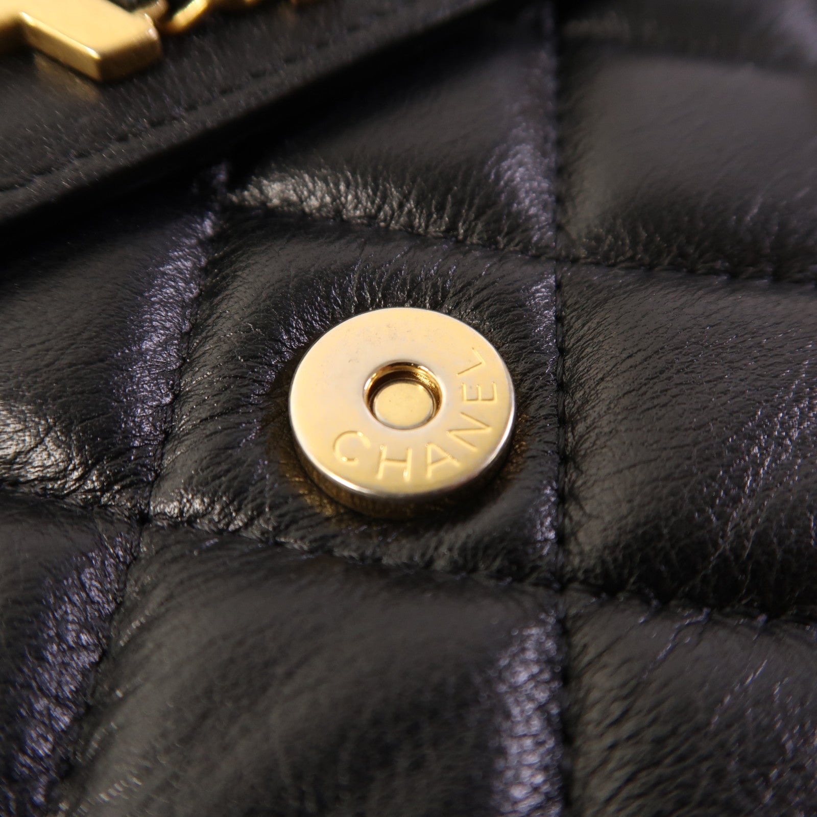 CHANEL 牛皮皮革Clutch Bag金扣手拿包