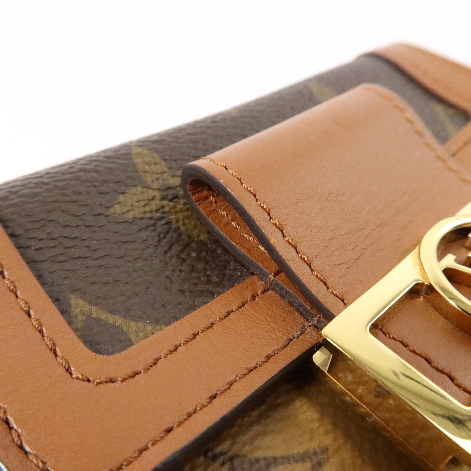 LOUIS VUITTON Monogram Reverse Micro Dauphine WOC金扣鏈帶肩背袋
