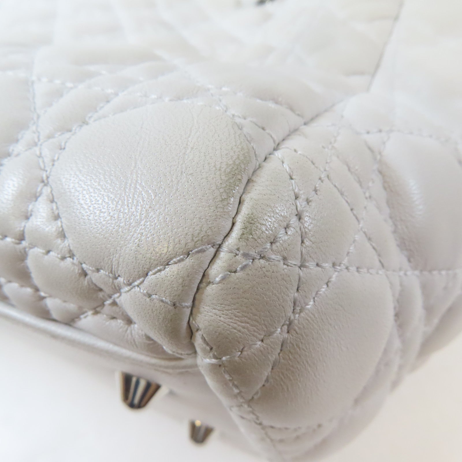 Dior 牛皮皮革Shoulder Bag銀扣鏈帶肩背袋白色
