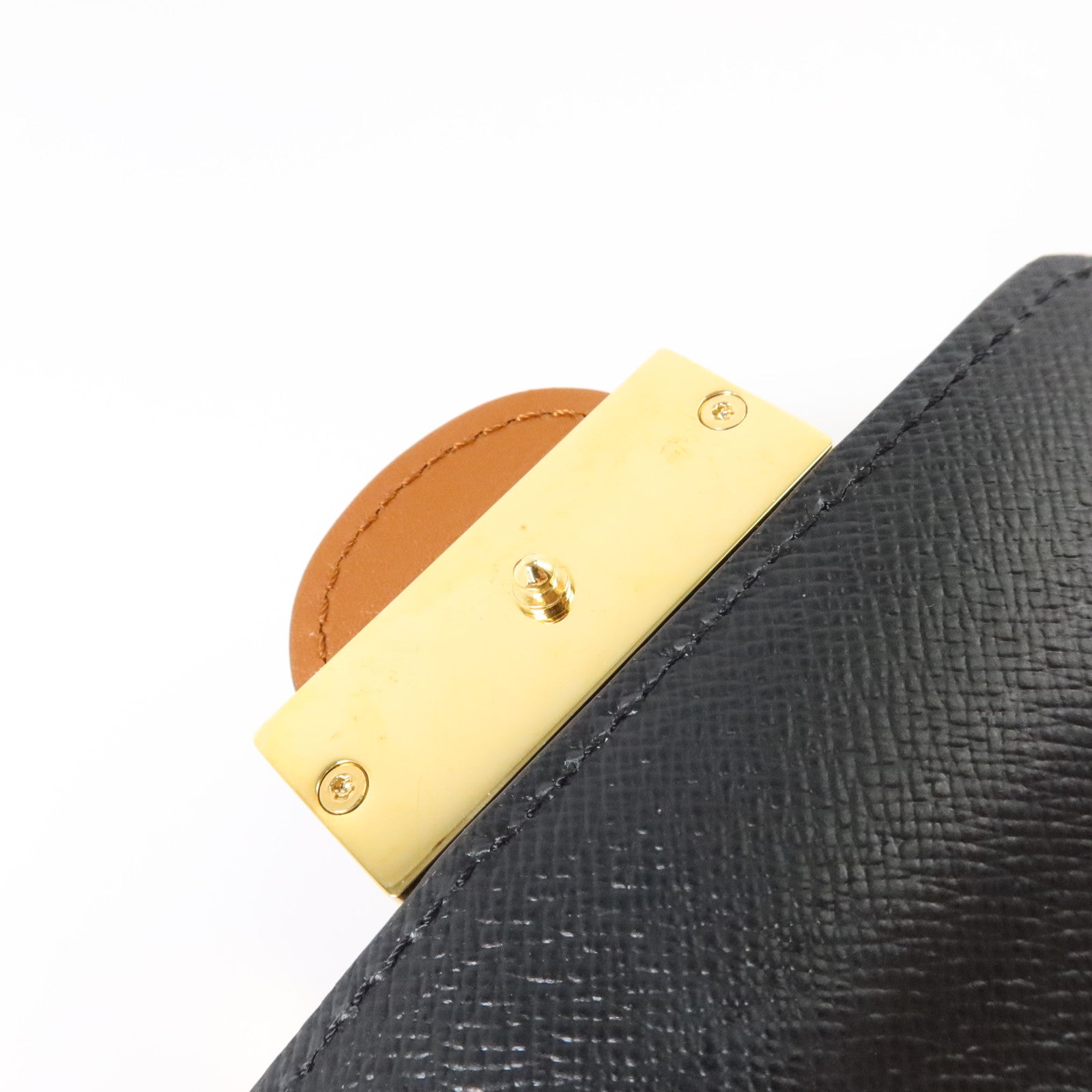 LOUIS VUITTON Monogram Reverse Micro Dauphine WOC金扣鏈帶肩背袋