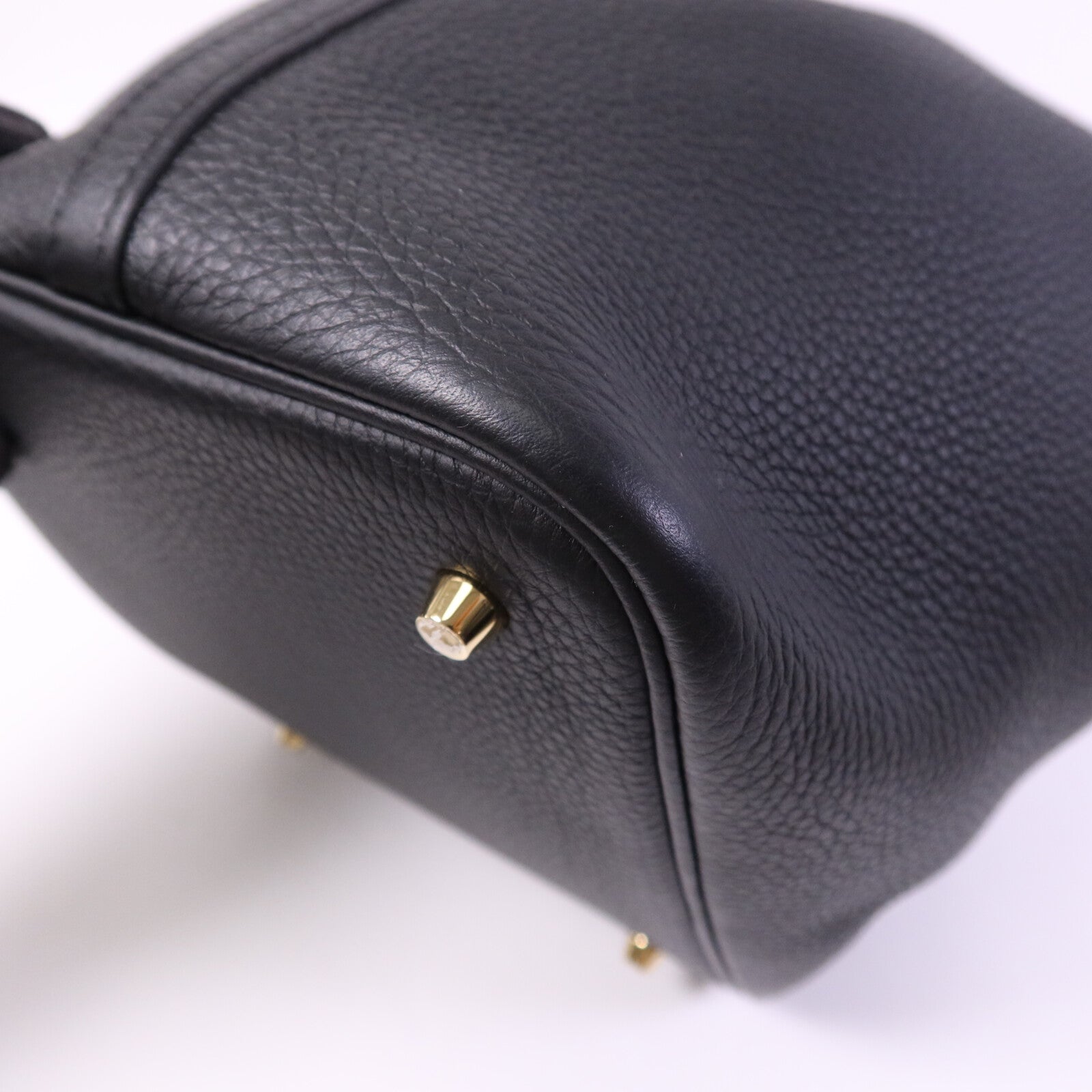 HERMES Clemence皮革Picotin MM金扣手挽袋Noir