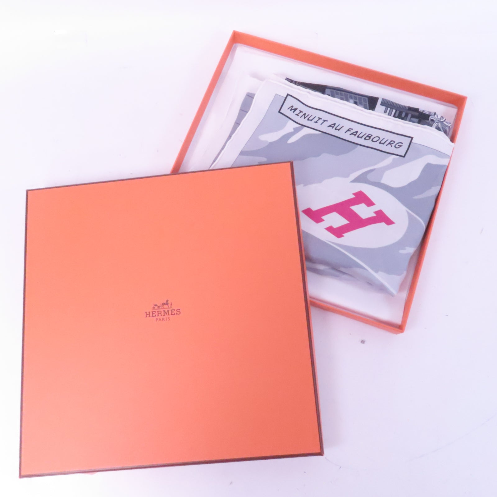 HERMES 絲質Scarf圍巾灰色
