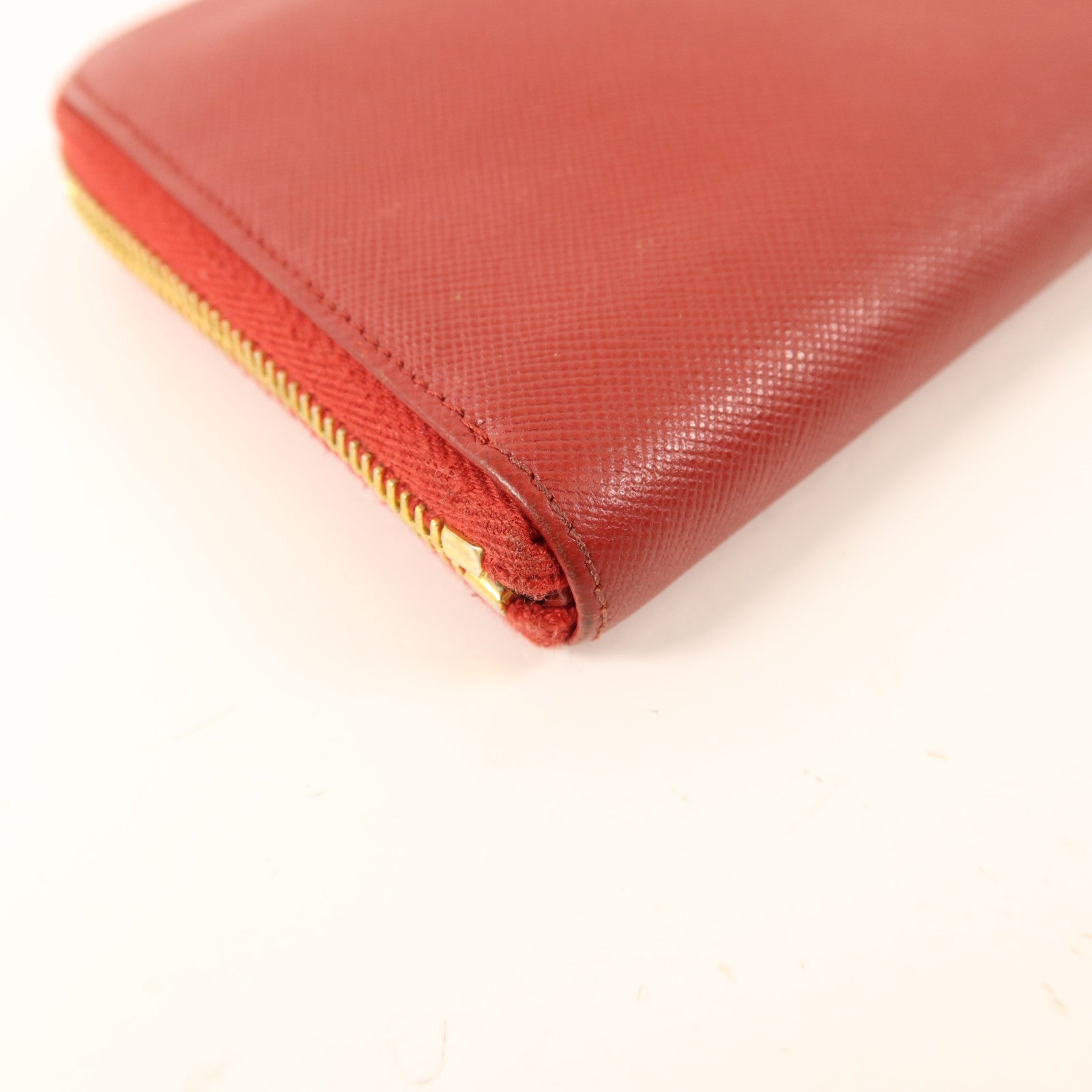 PRADA Saffiano皮革Long Round Wallet金扣長錢包