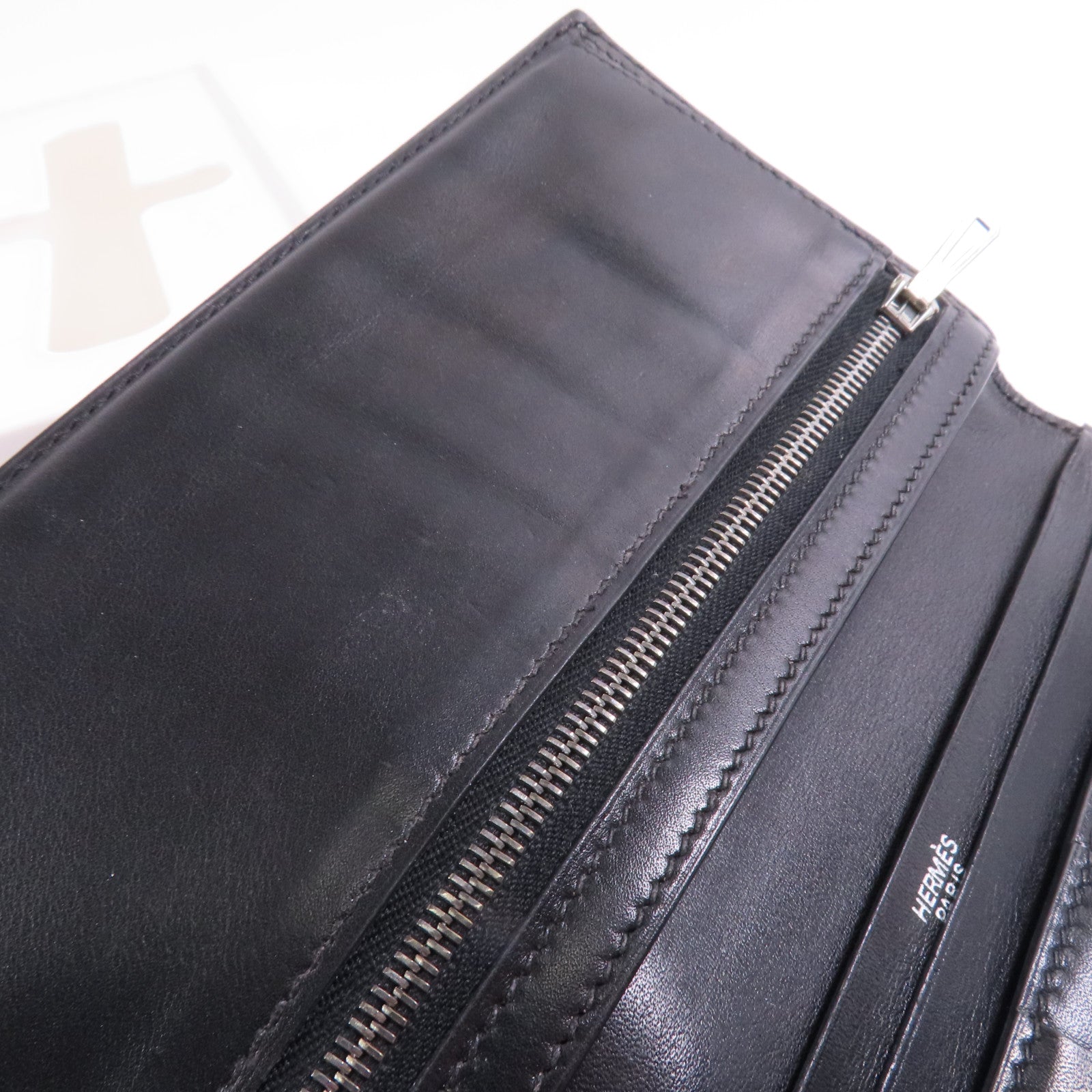 HERMES Box Calf皮革Bearn Bi Fold銀扣長錢包Noir