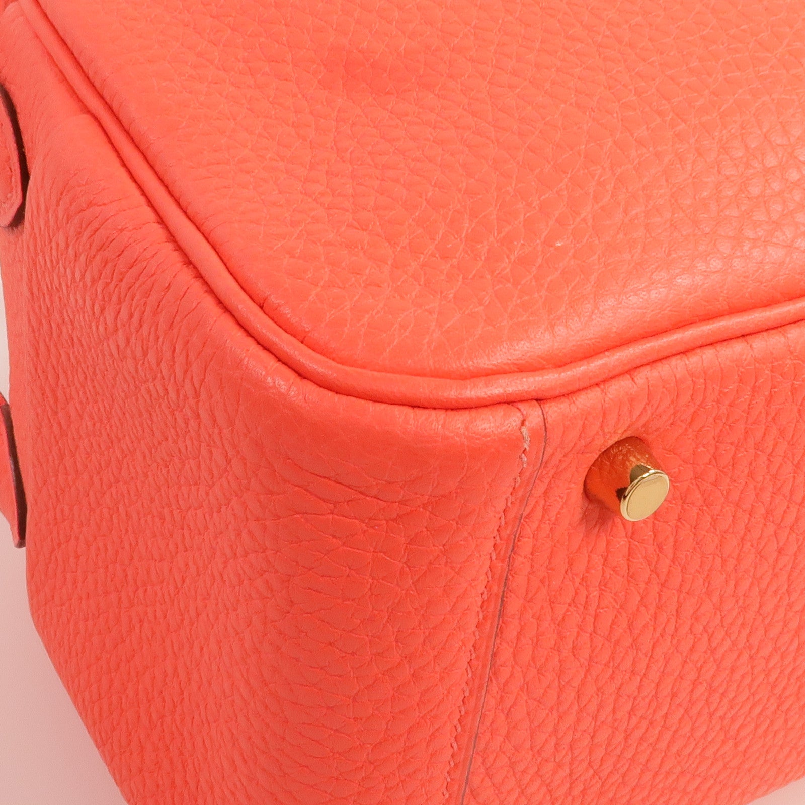 HERMES Clemence皮革Mini Lindy金扣手挽肩背兩用袋Rouge Tomate