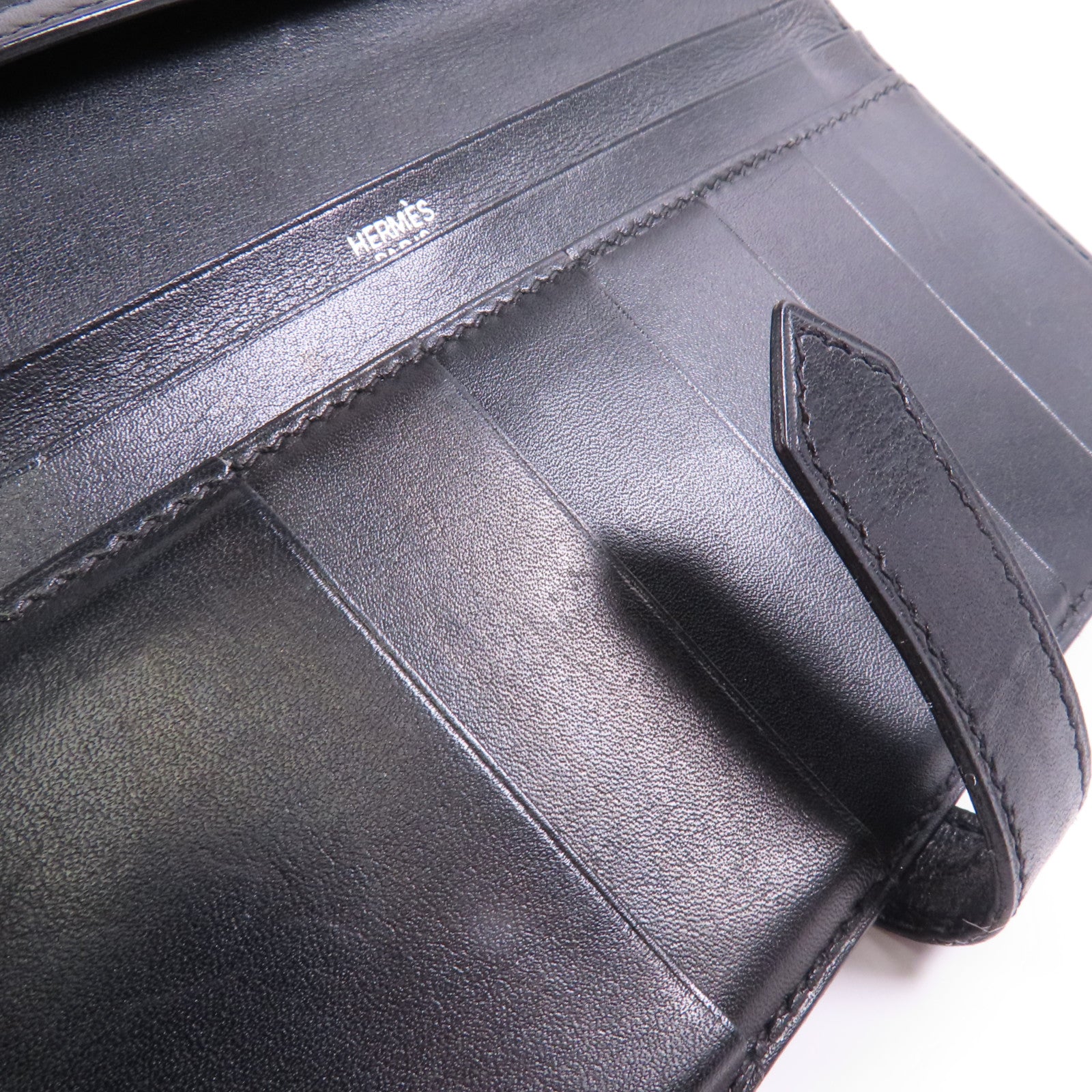 HERMES Box Calf皮革Bearn Bi Fold銀扣長錢包Noir