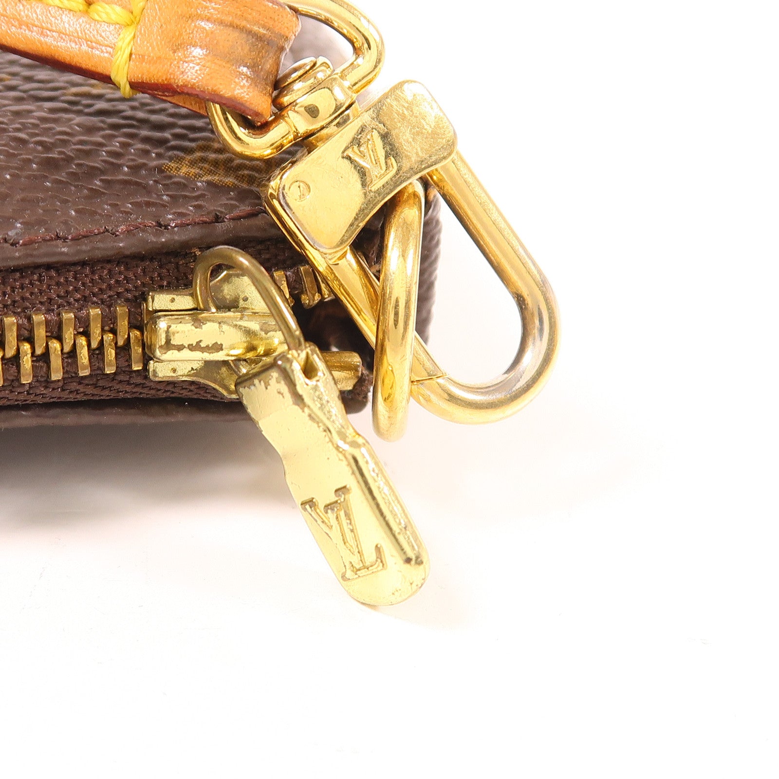 LOUIS VUITTON Monogram Pochette Accessoires金扣手拿包棕色