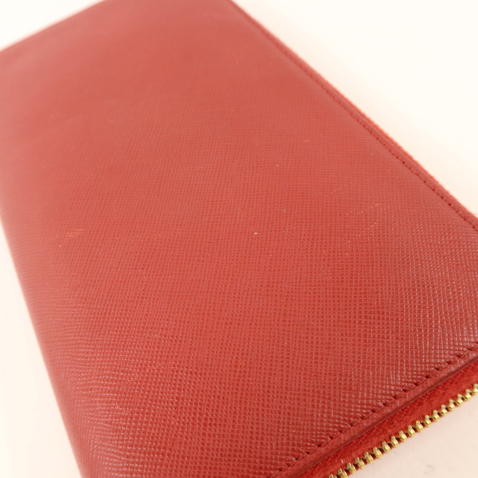PRADA Saffiano皮革Long Round Wallet金扣長錢包