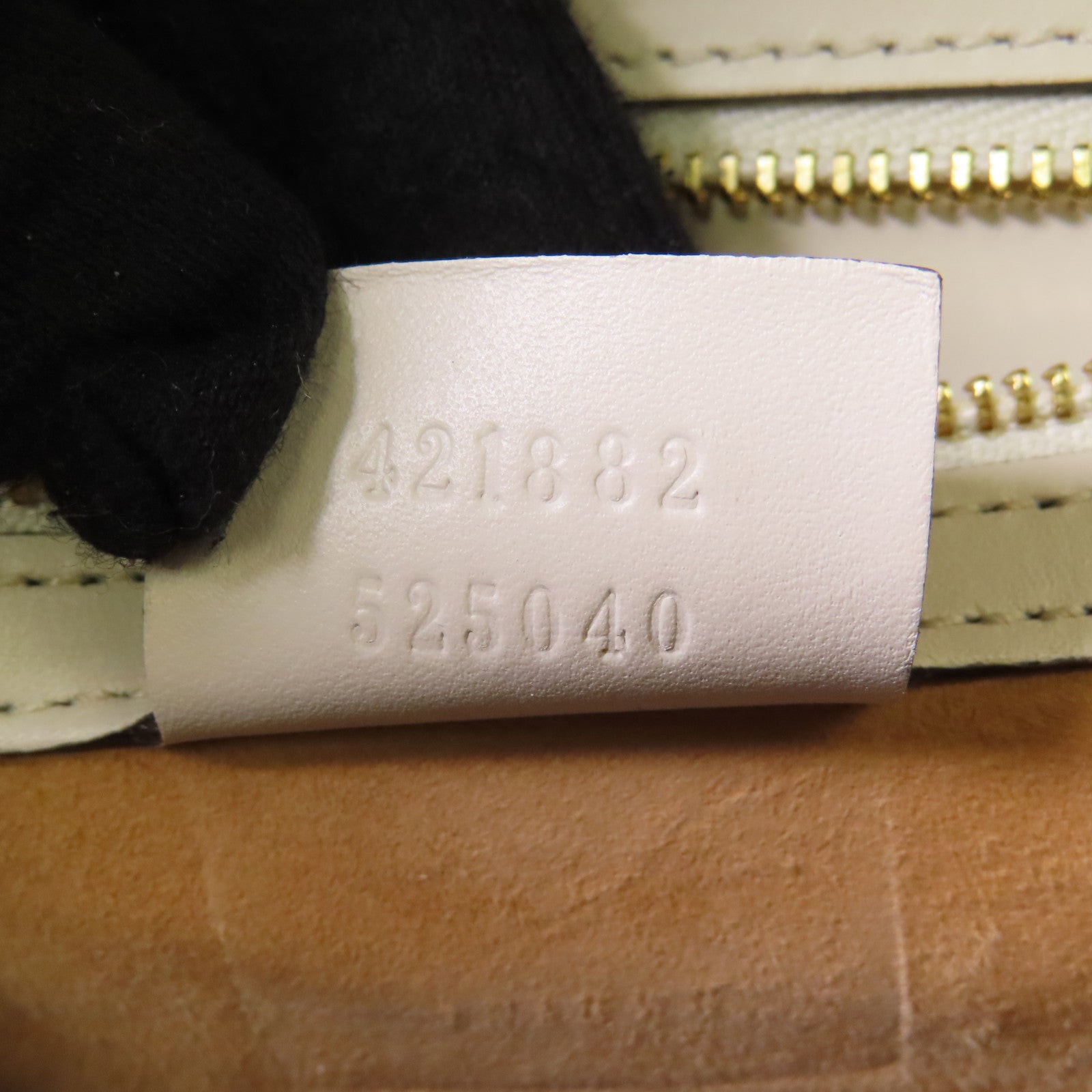 GUCCI GG GHW Sylvia Shoulder Bag Calfskin Leather White