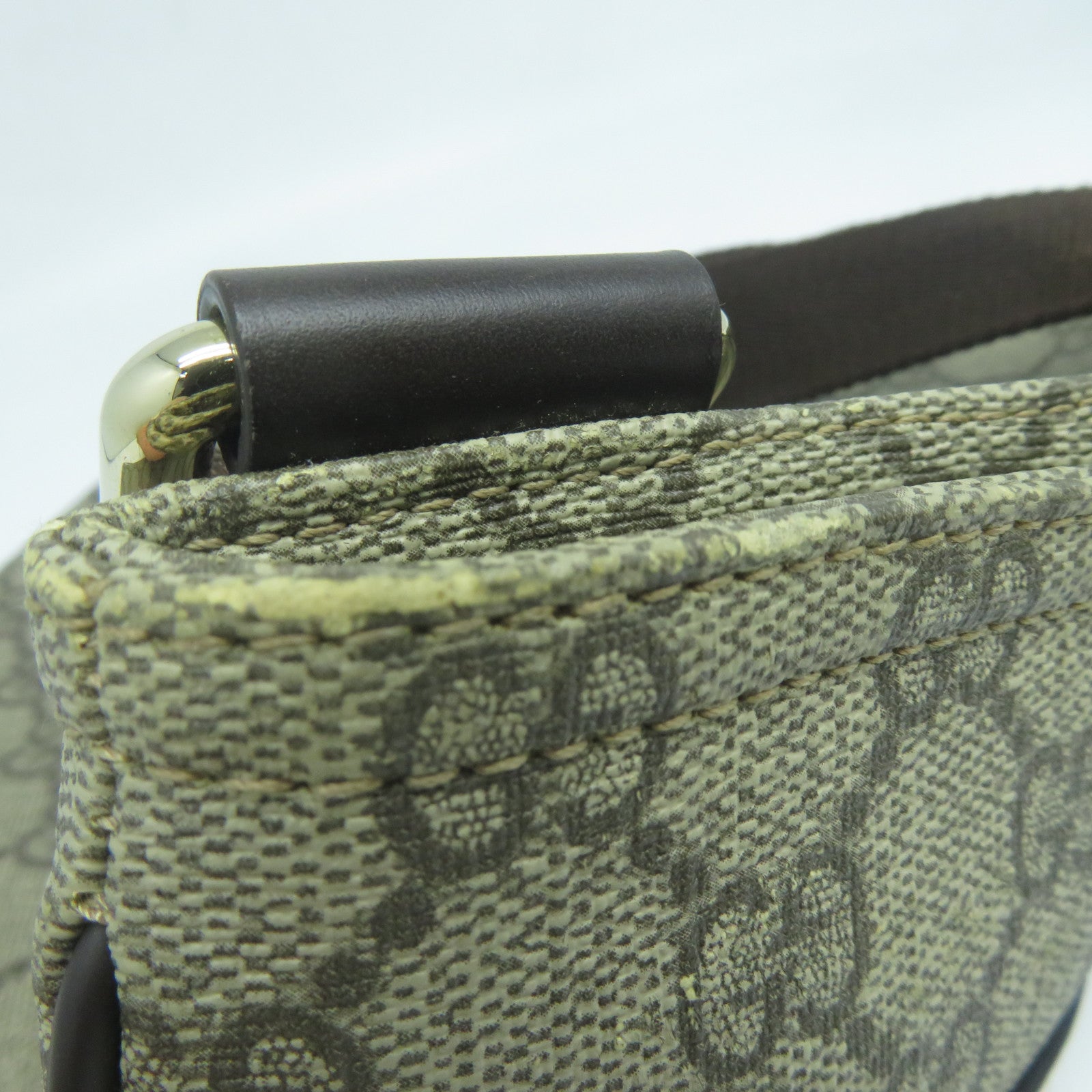 GUCCI 塗層帆布Shoulder Bag金扣肩背袋啡色