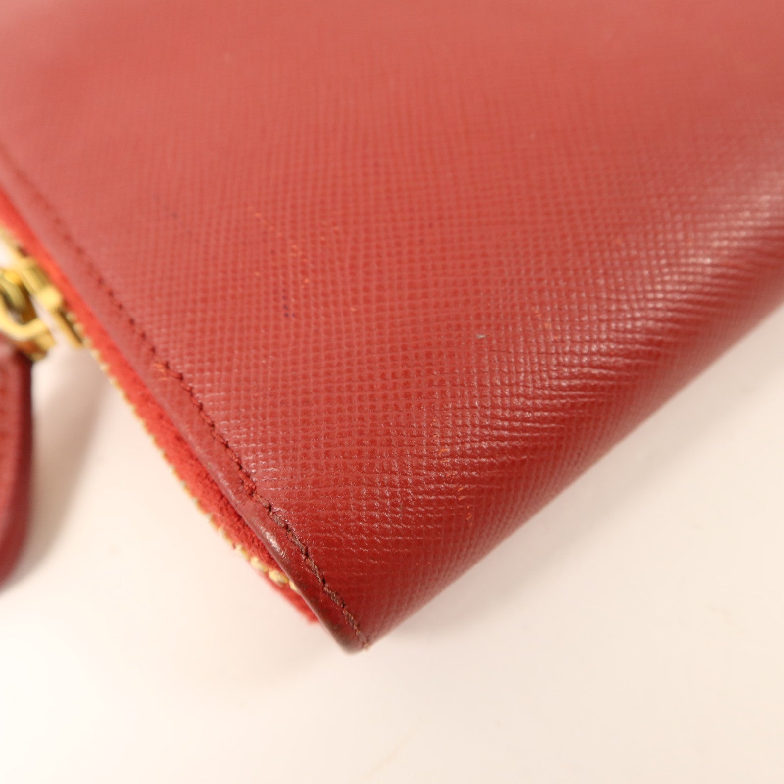 PRADA Saffiano皮革Long Round Wallet金扣長錢包