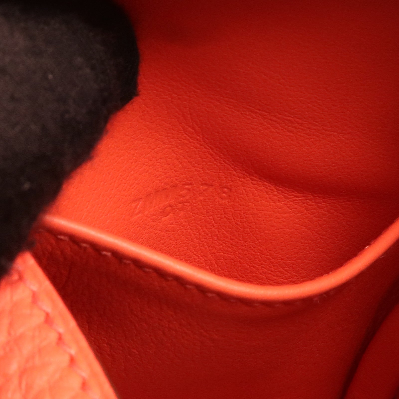 HERMES Clemence皮革Mini Lindy金扣手挽肩背兩用袋Rouge Tomate