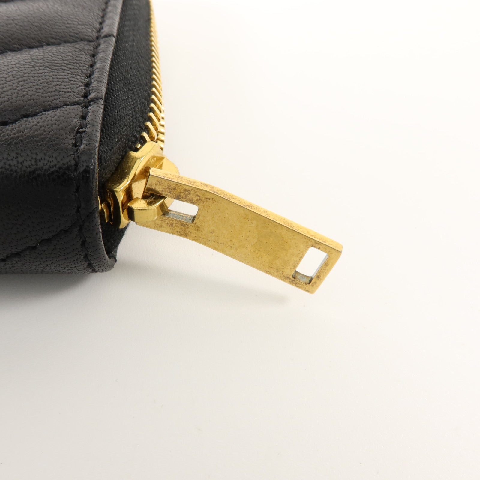 YVES SAINT LAURENT 牛皮皮革Cassandre Matelasse Long Wallet金扣長錢包