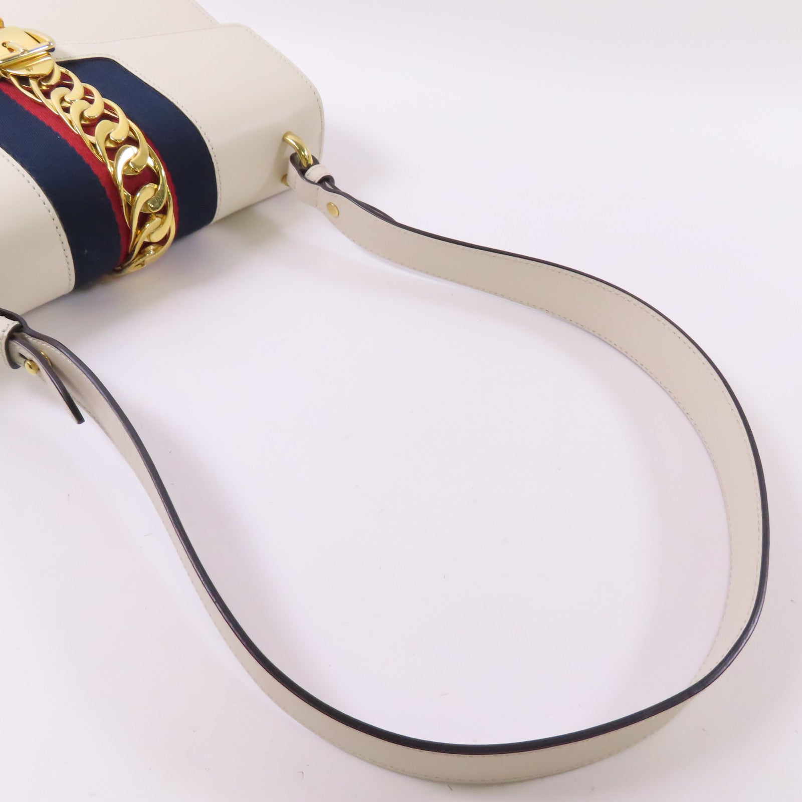 GUCCI GG GHW Sylvia Shoulder Bag Calfskin Leather White