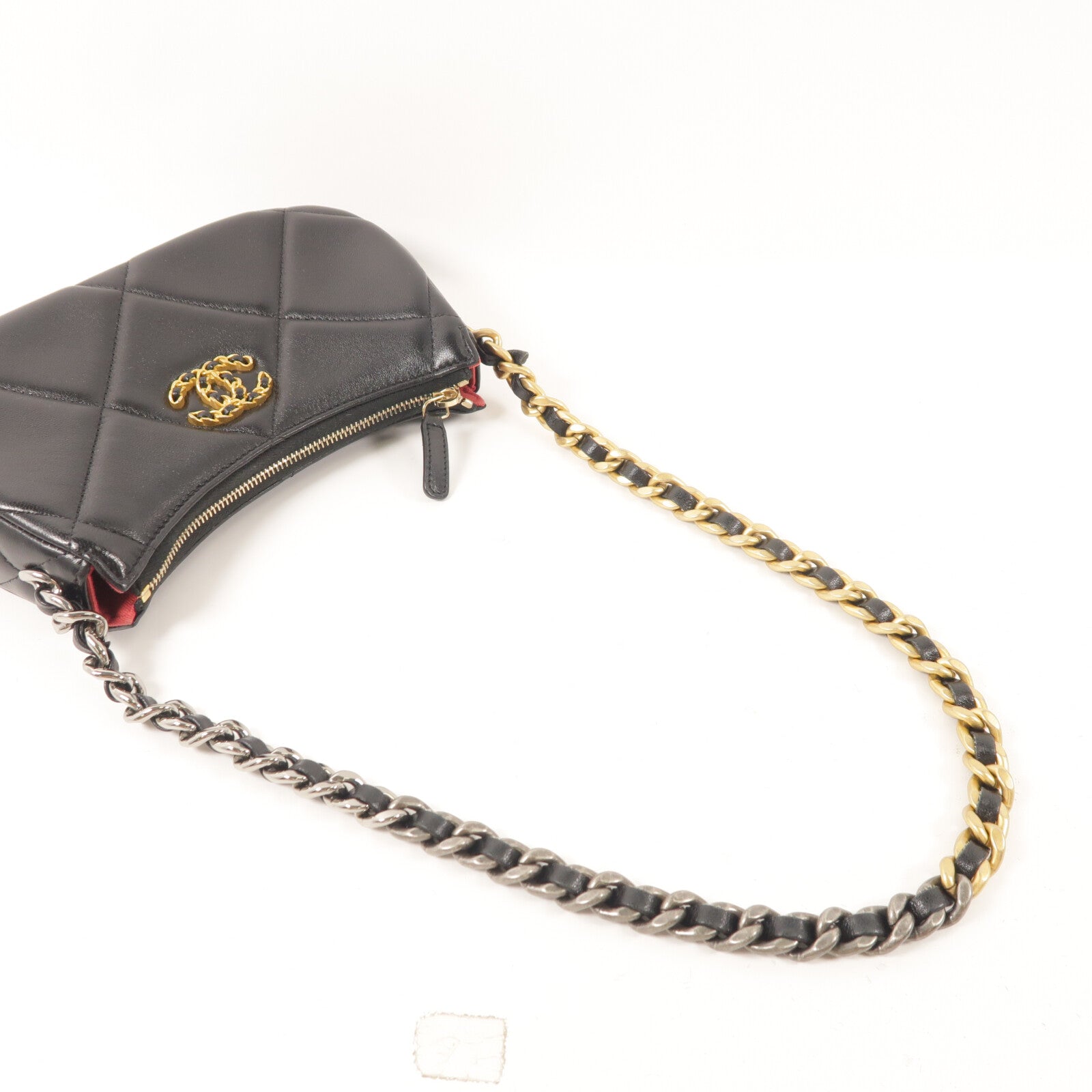 CHANEL 羊皮皮革C19 Hobo肩背袋