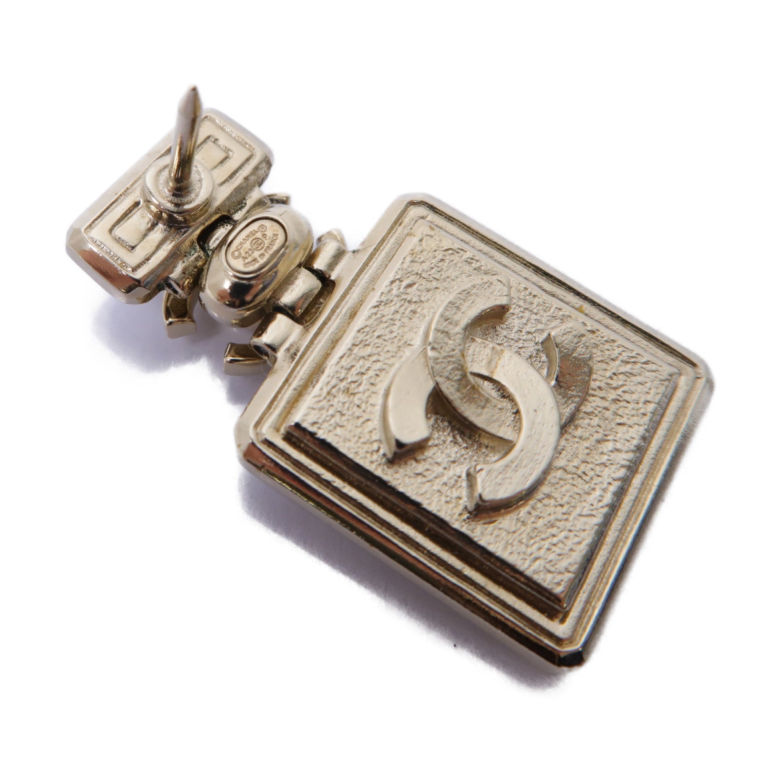 CHANEL 【激減優惠】金屬Brooch胸針金色