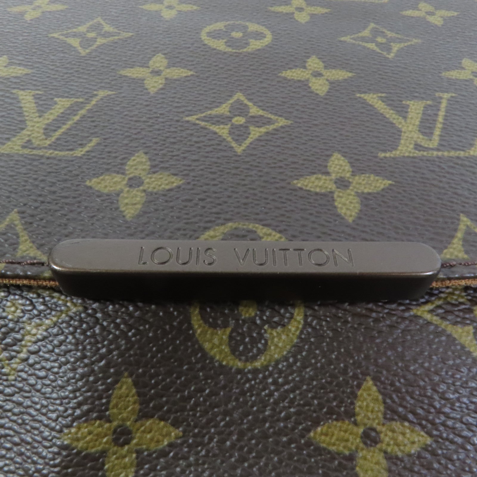 LOUIS VUITTON Monogram Beaubourg MM金扣肩背袋
