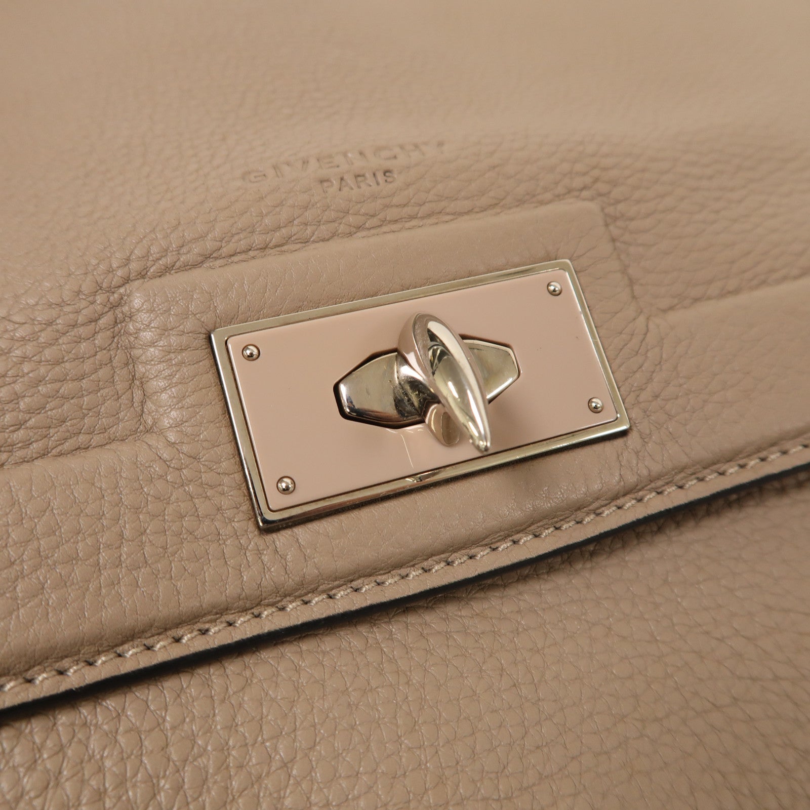 GIVENCHY 牛皮皮革Shoulder Bag銀扣手挽肩背兩用袋