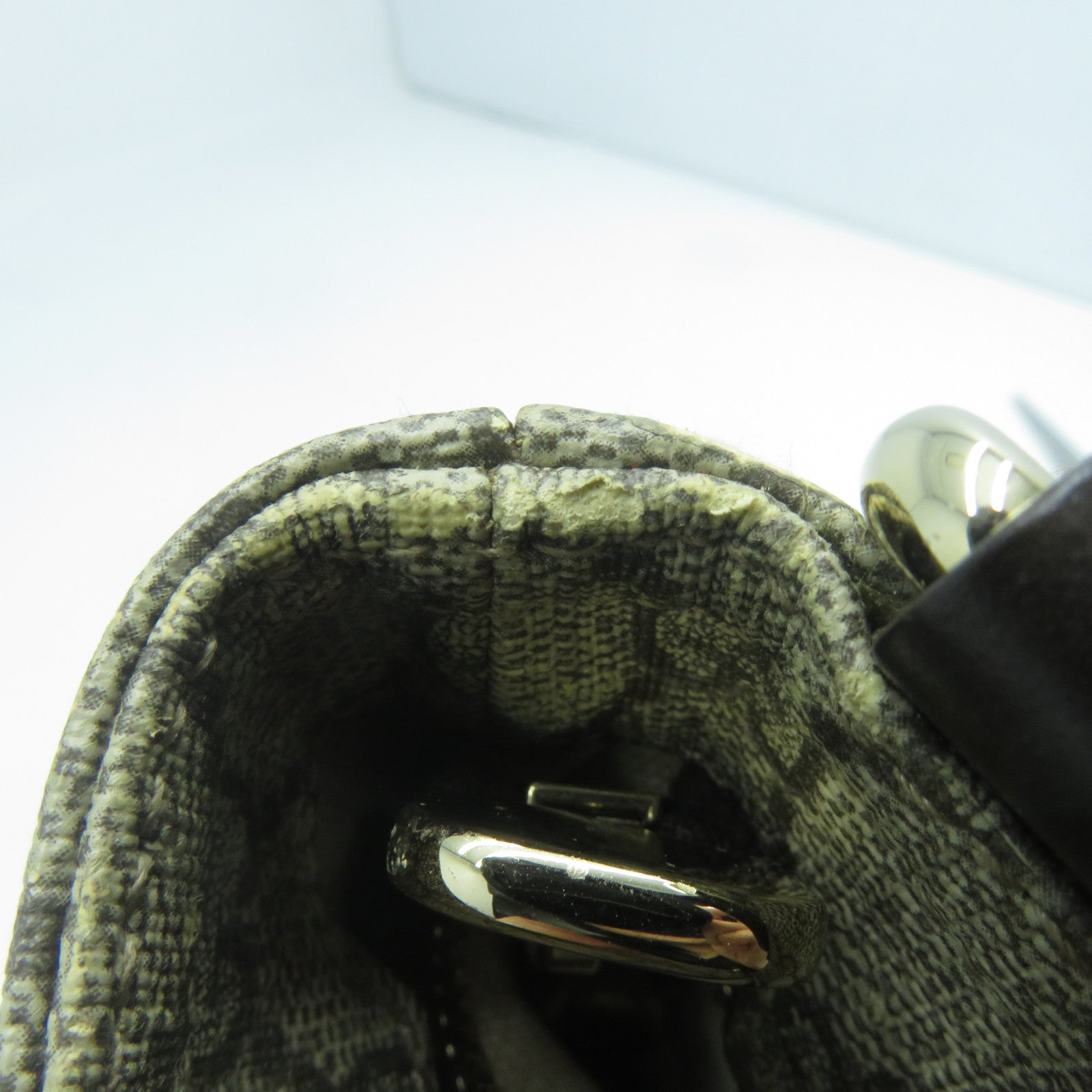 GUCCI 塗層帆布Shoulder Bag金扣肩背袋啡色