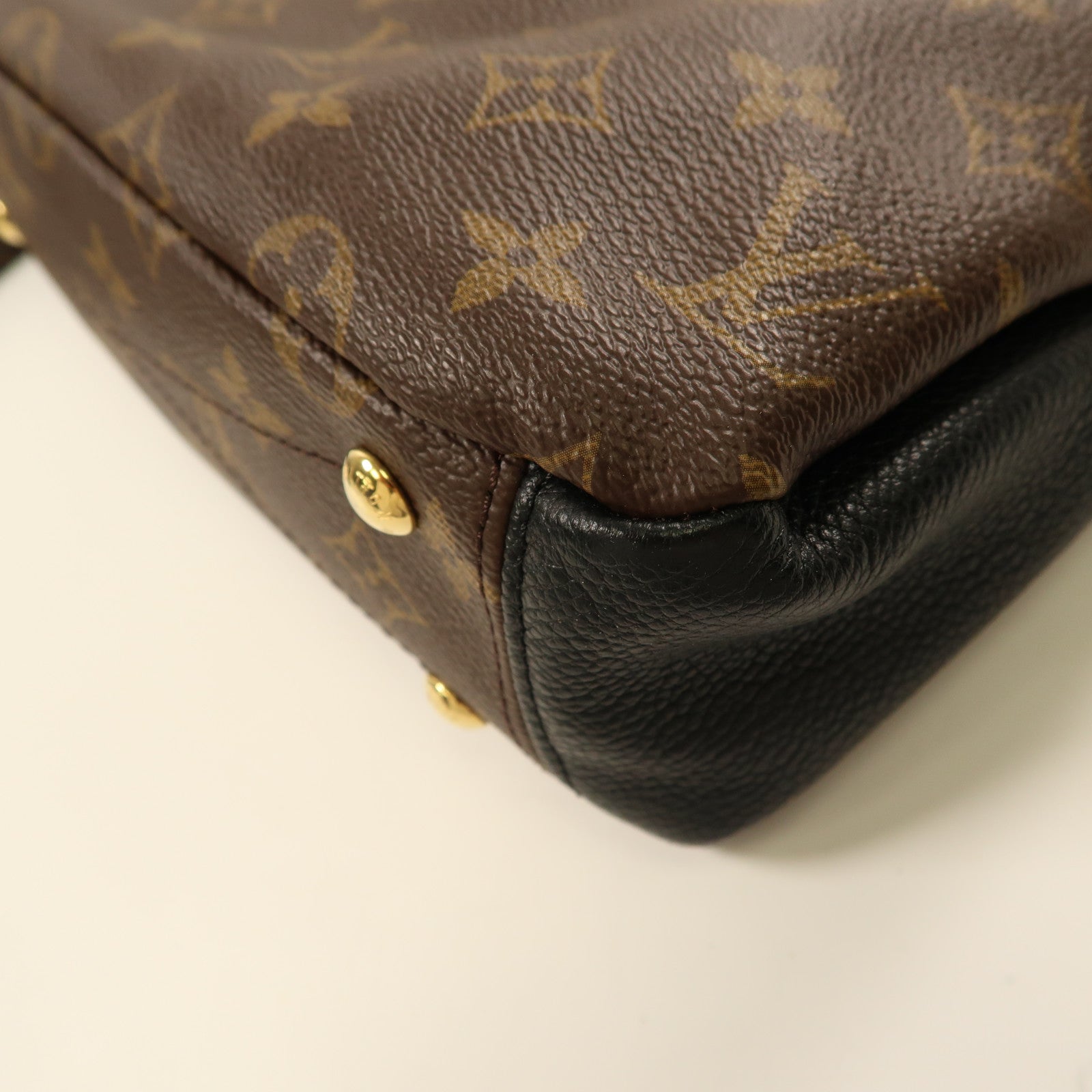 LOUIS VUITTON Monogram Pallas BB金扣手挽肩背兩用袋啡色/黑色