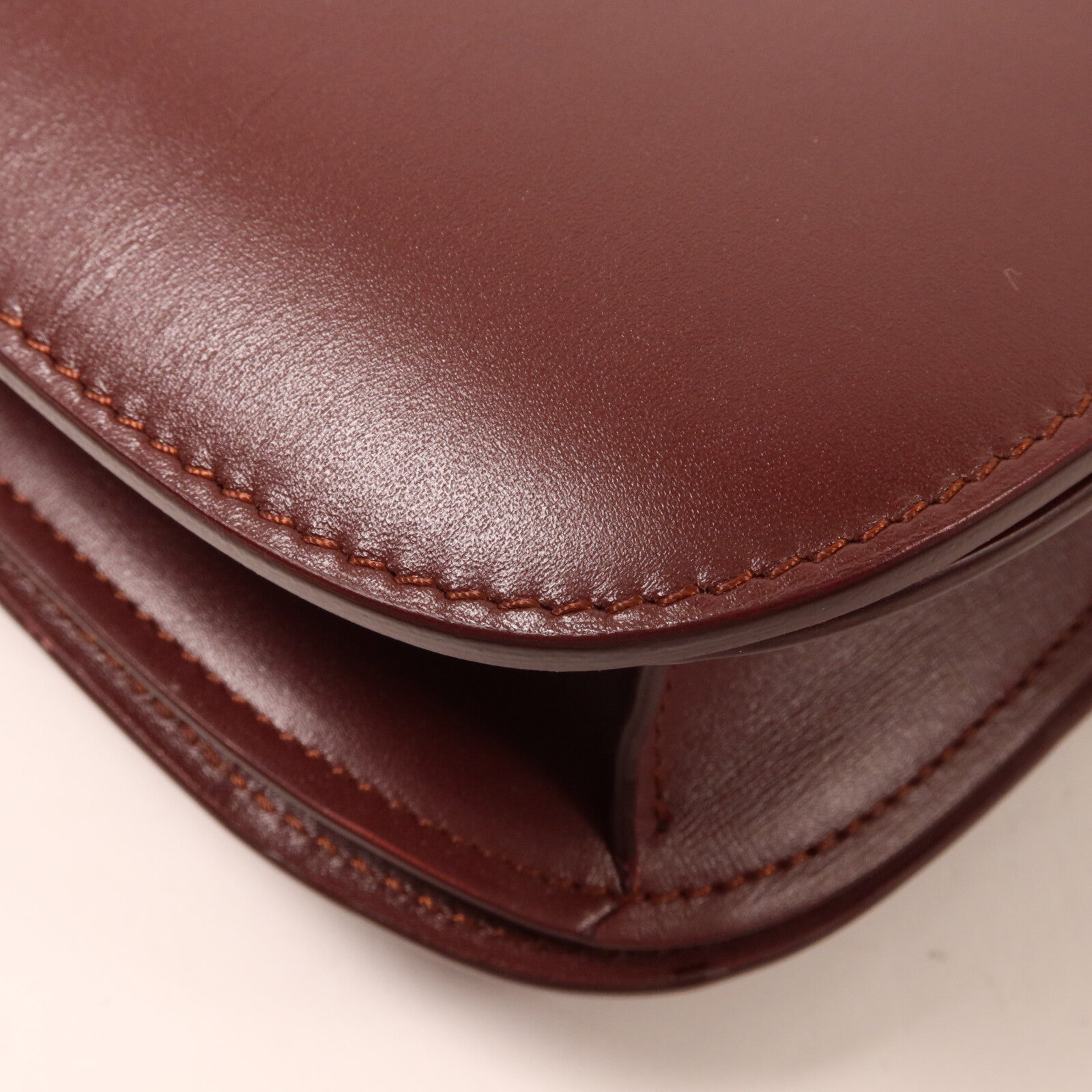 CELINE 牛皮皮革Classic Box Medium肩背袋