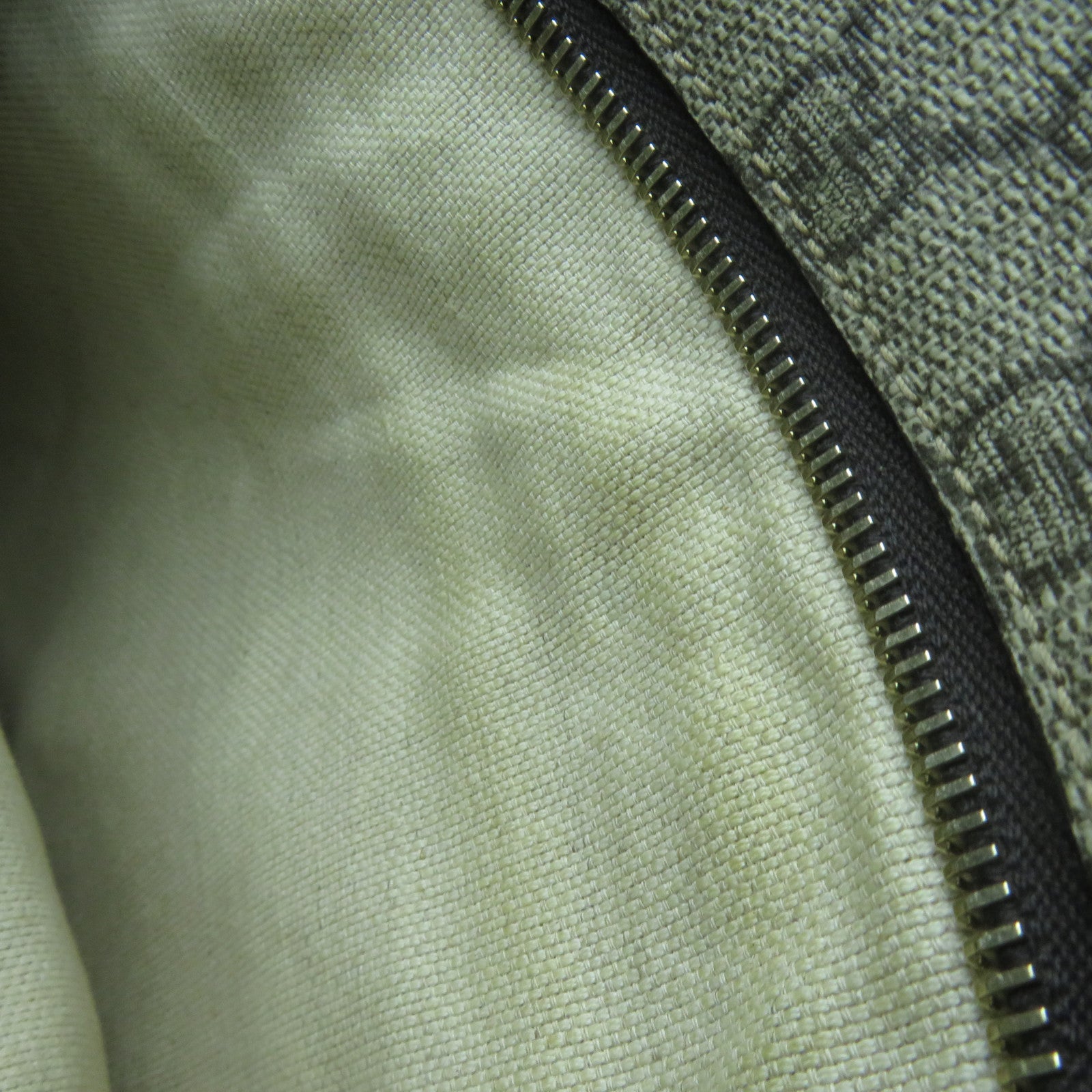 GUCCI 塗層帆布Shoulder Bag金扣肩背袋啡色