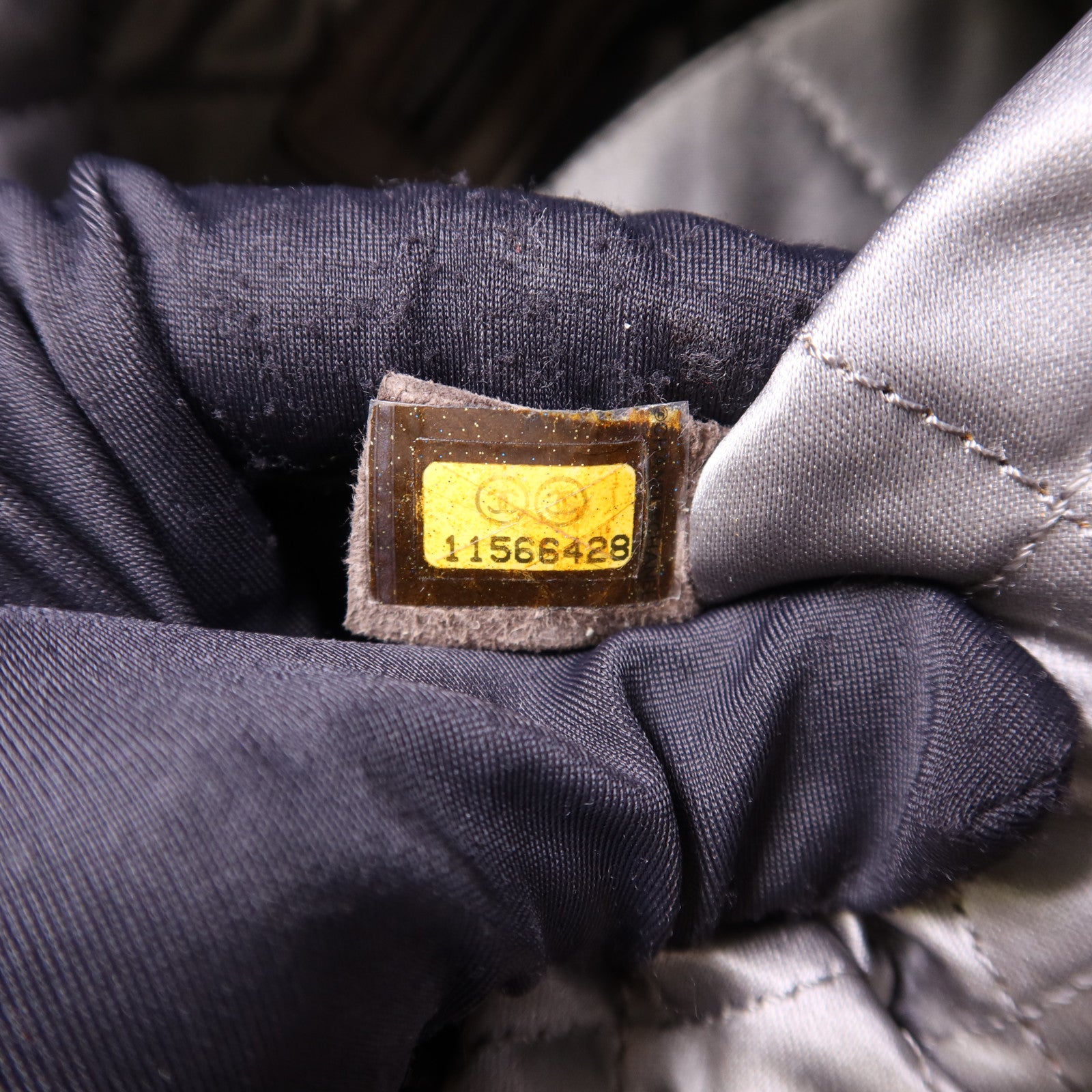 CHANEL 羊皮皮革Chain Shoulder Bag銀扣肩背袋