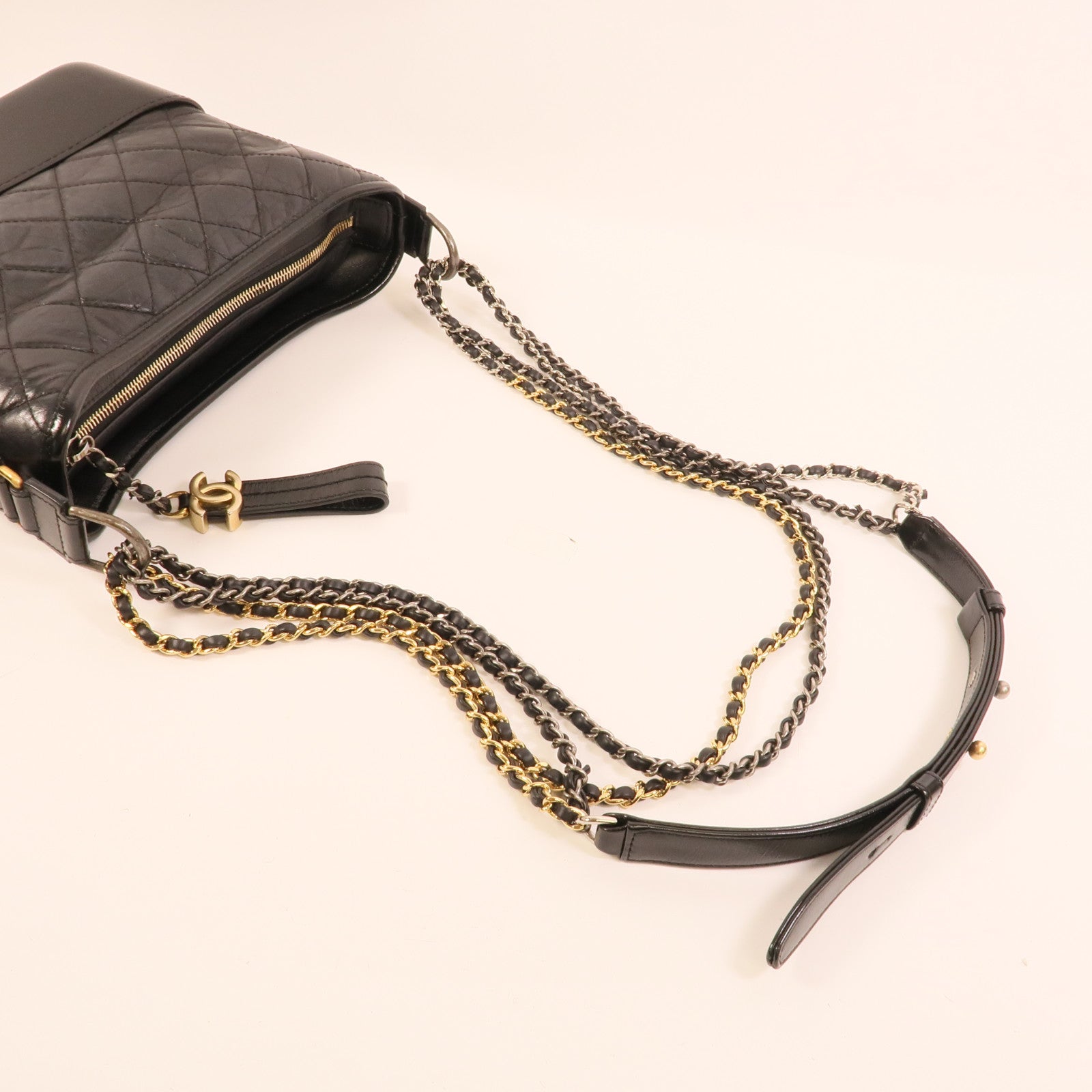 CHANEL 牛皮皮革Gabrielle Small鏈帶肩背袋