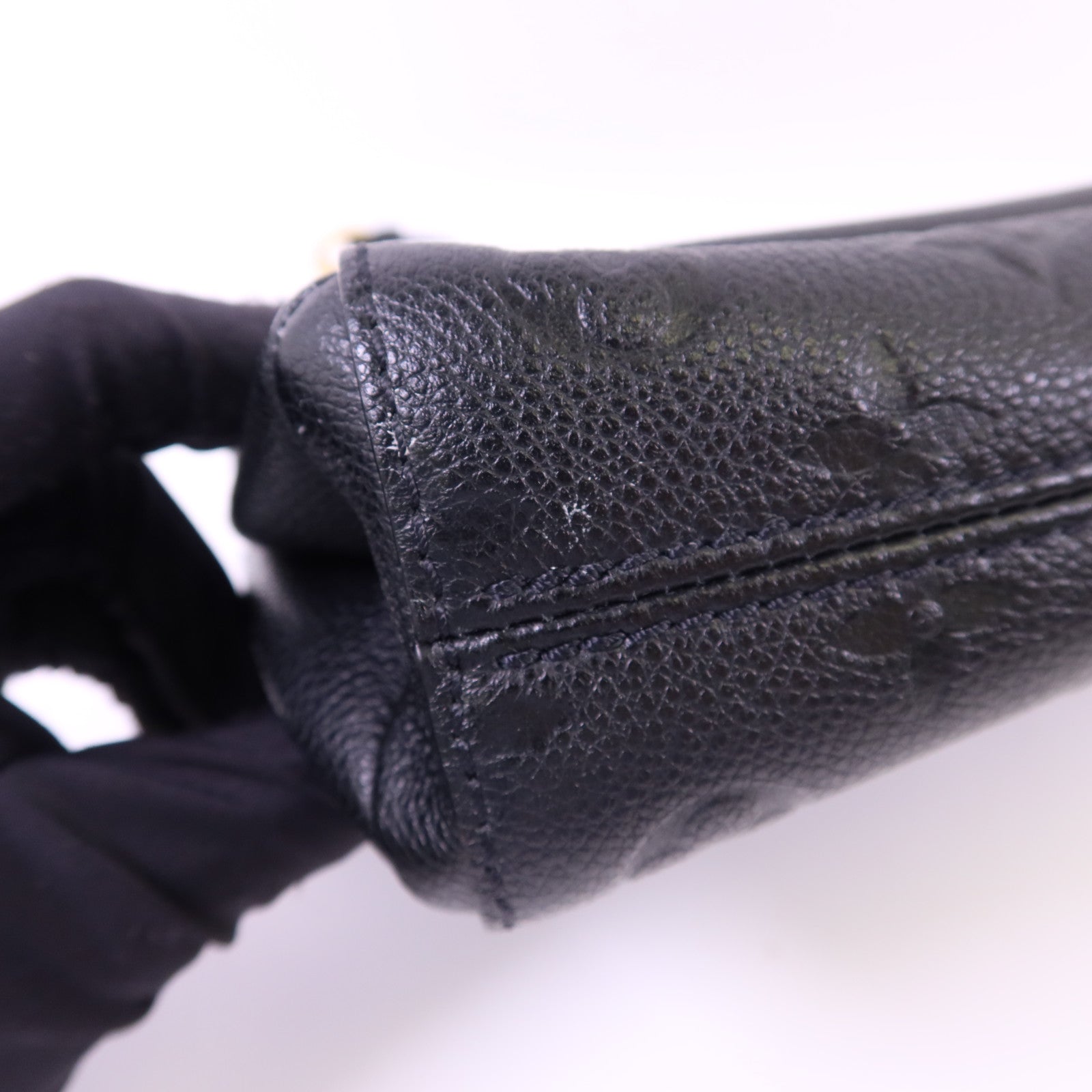 LOUIS VUITTON Monogram Empreinte Vavin BB 金扣鏈帶肩背袋