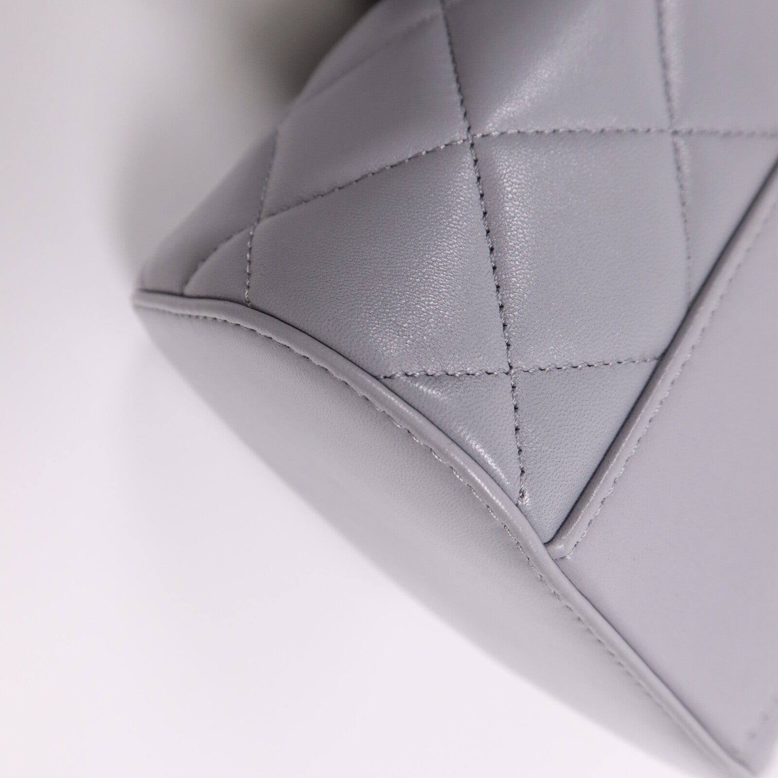 CHANEL 羊皮皮革Trendy CC Vanity Case金扣手挽肩背兩用袋