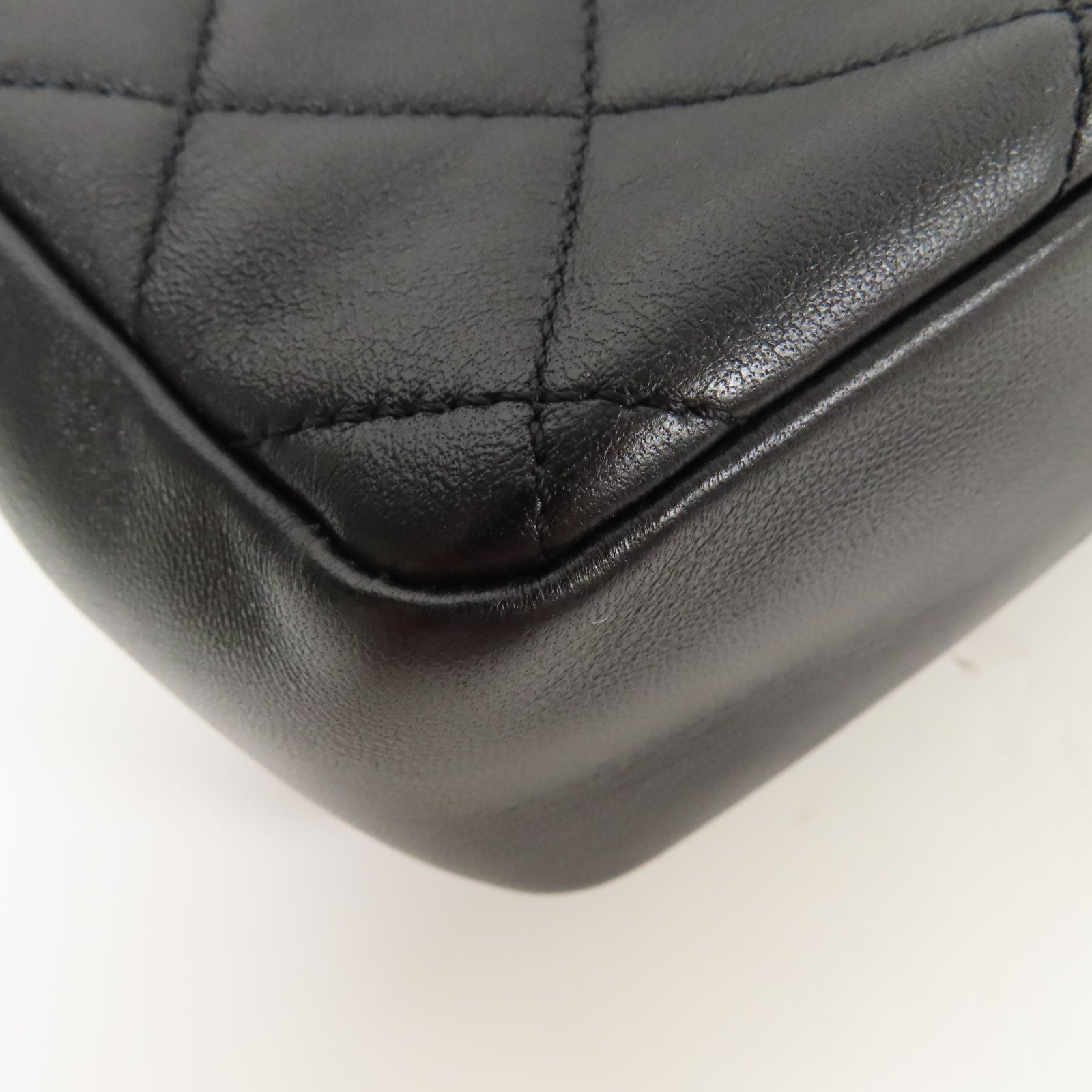CHANEL 牛皮皮革Chain Flap Bag金扣鏈帶肩背袋