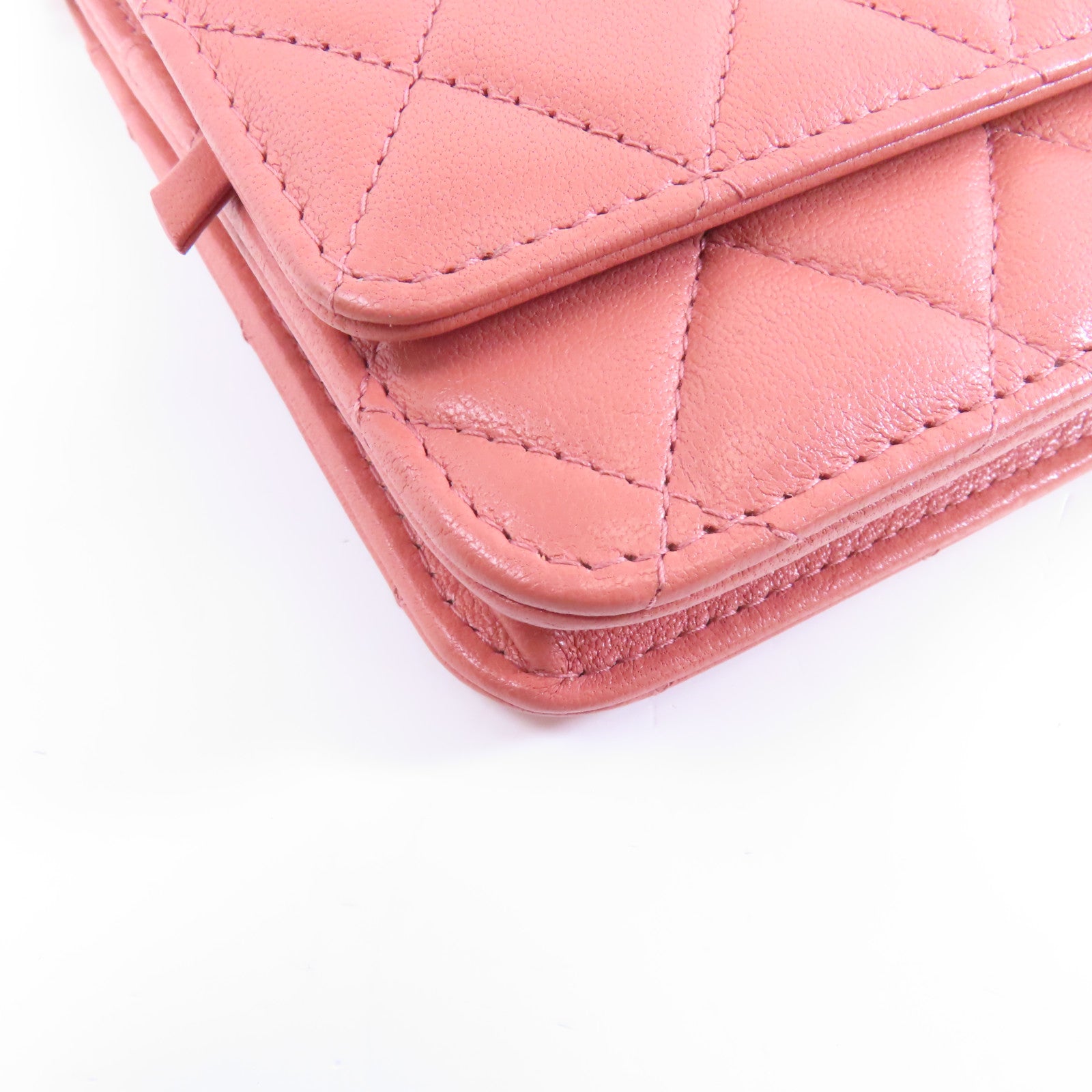 CHANEL 【激減優惠】菱格羊皮皮革C19 Wallet On Chain金扣鏈帶肩背袋粉紅色