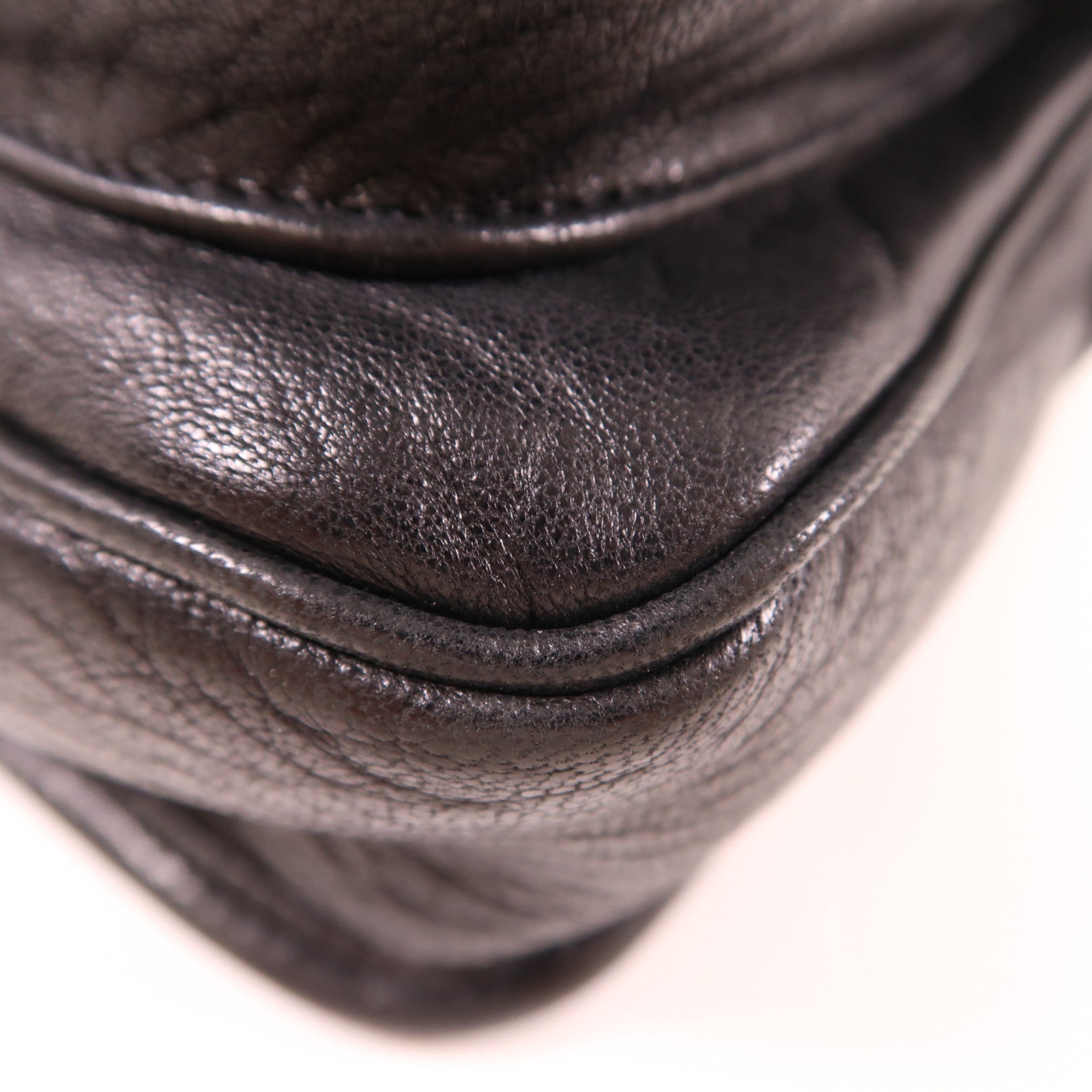 SAINT LAURENT 羊皮皮革Niki Messenger Bag銀扣肩背袋