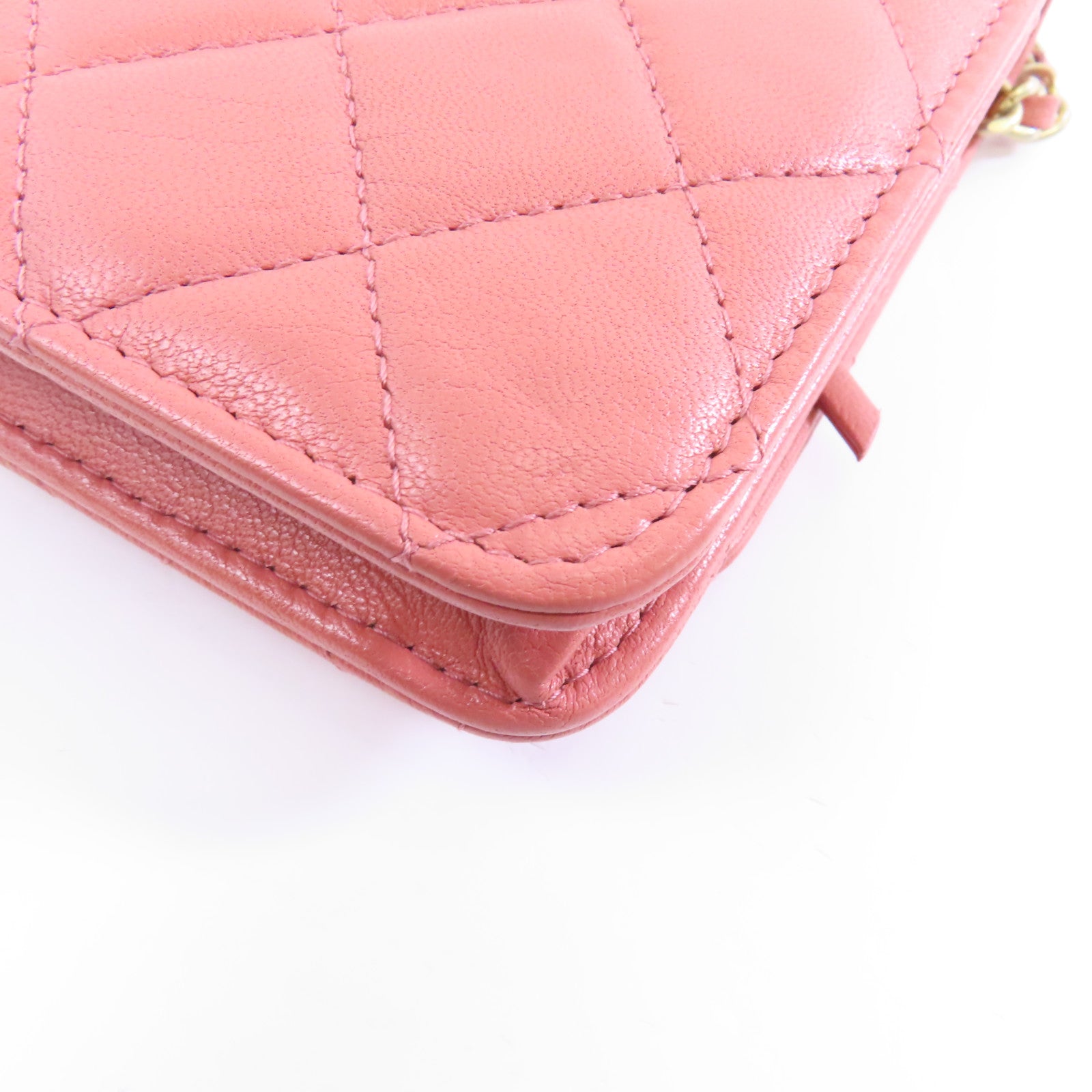 CHANEL 【激減優惠】菱格羊皮皮革C19 Wallet On Chain金扣鏈帶肩背袋粉紅色