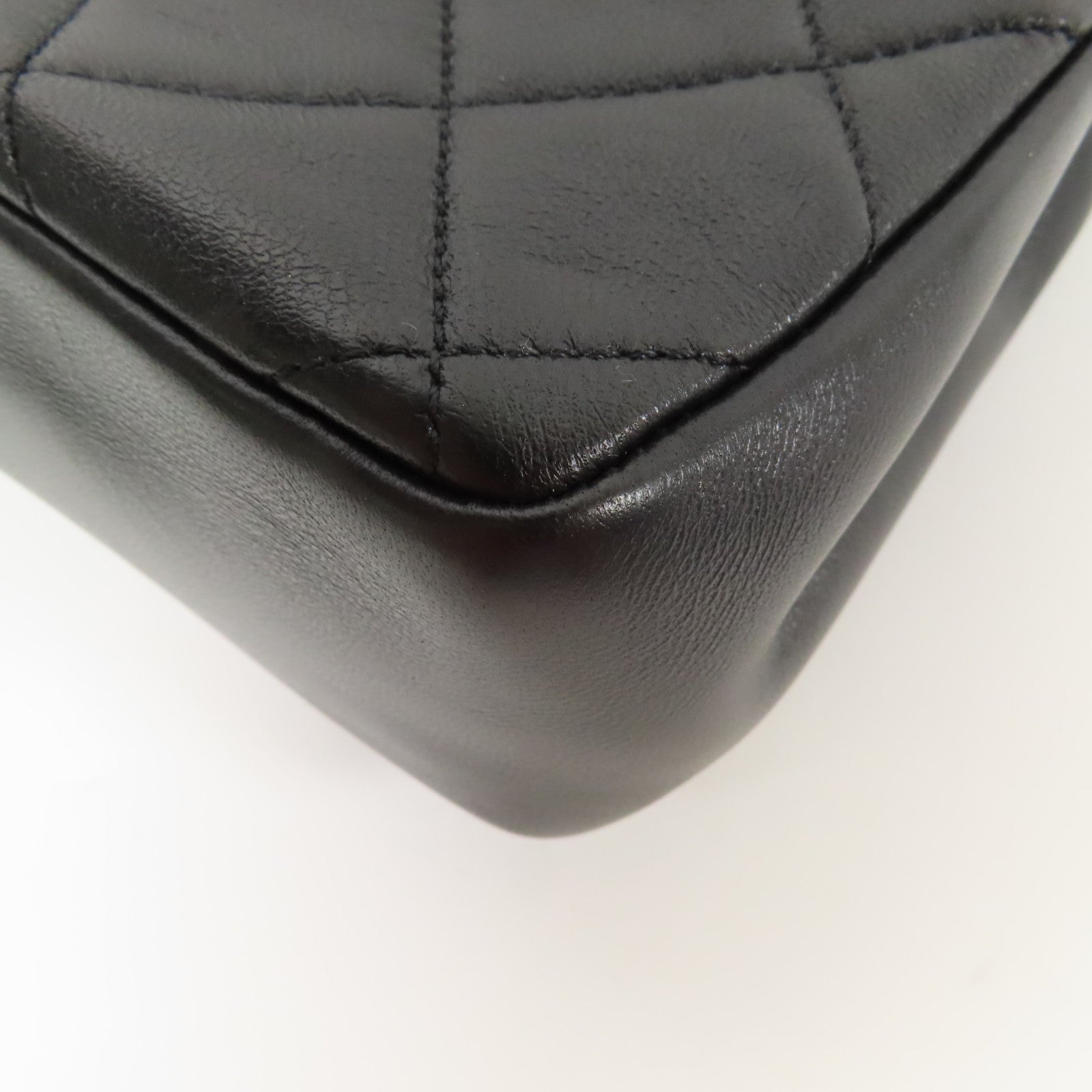 CHANEL 牛皮皮革Chain Flap Bag金扣鏈帶肩背袋