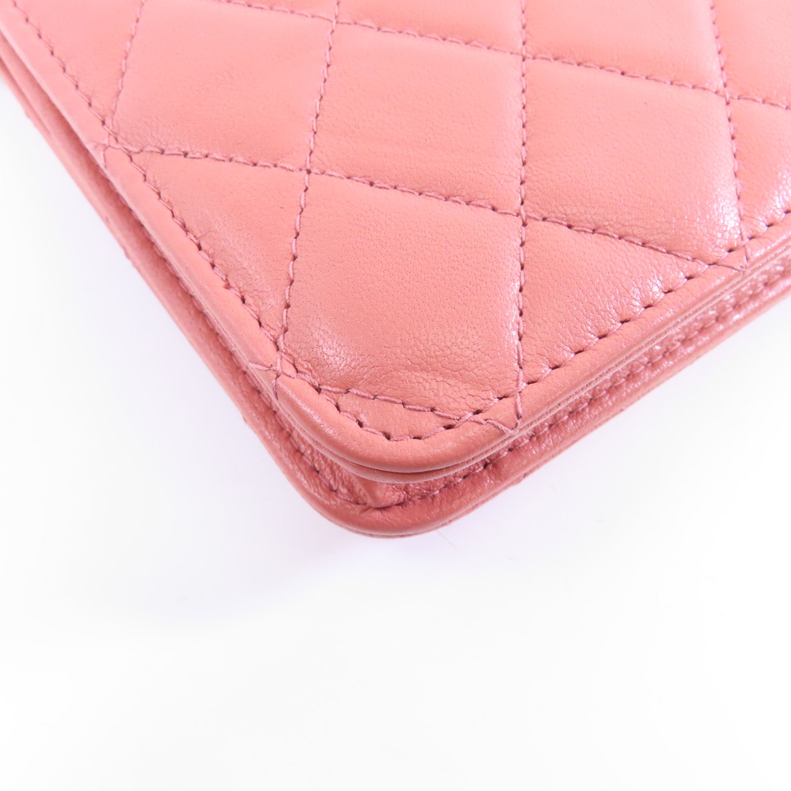 CHANEL 【激減優惠】菱格羊皮皮革C19 Wallet On Chain金扣鏈帶肩背袋粉紅色