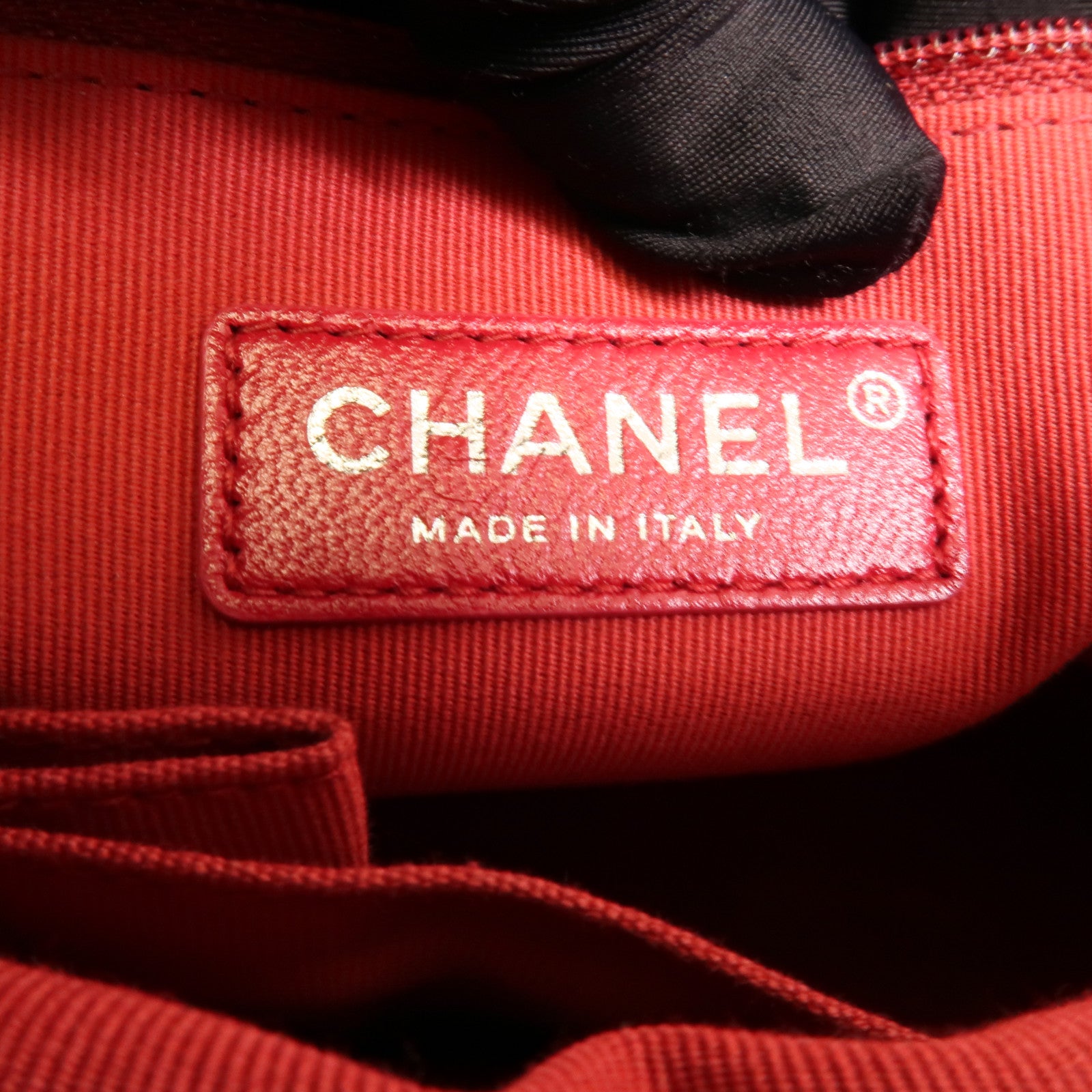 CHANEL 牛皮皮革Gabrielle Small鏈帶肩背袋