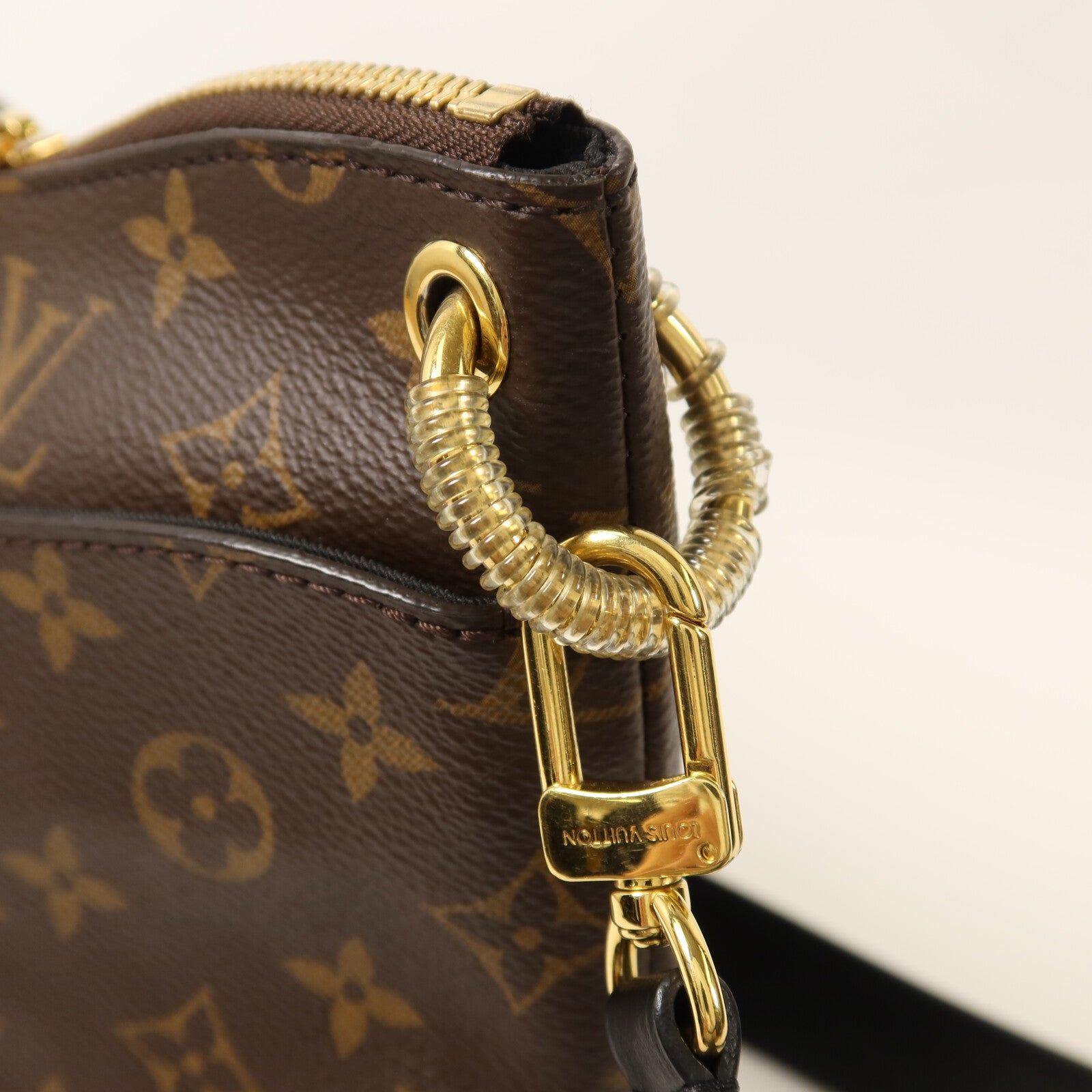 LOUIS VUITTON Monogram Odeon PM金扣肩背袋