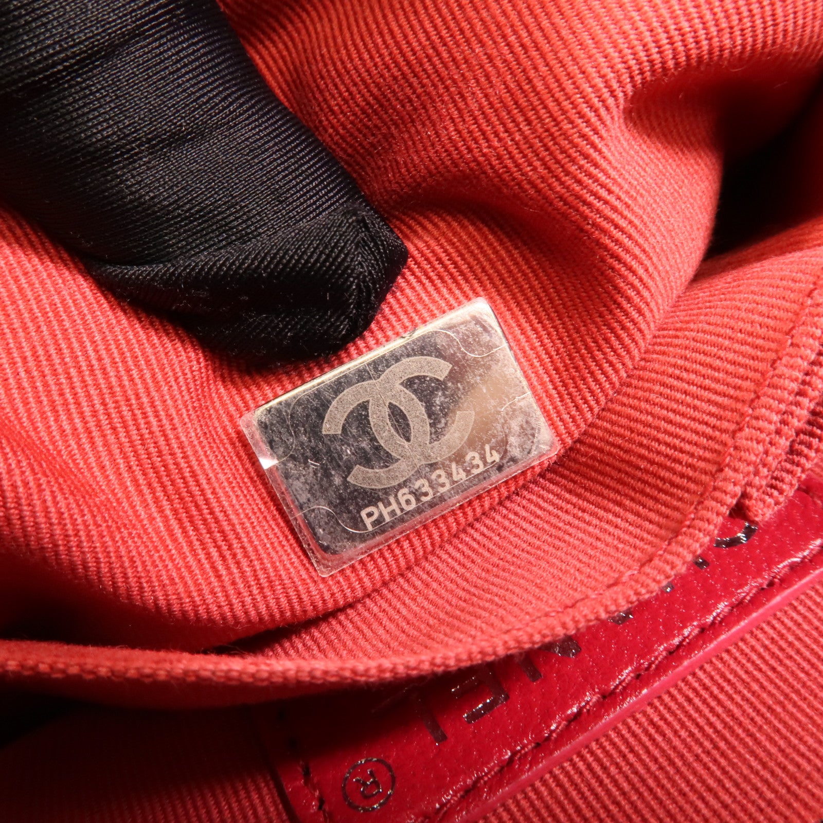 CHANEL 牛皮皮革Gabrielle Small鏈帶肩背袋