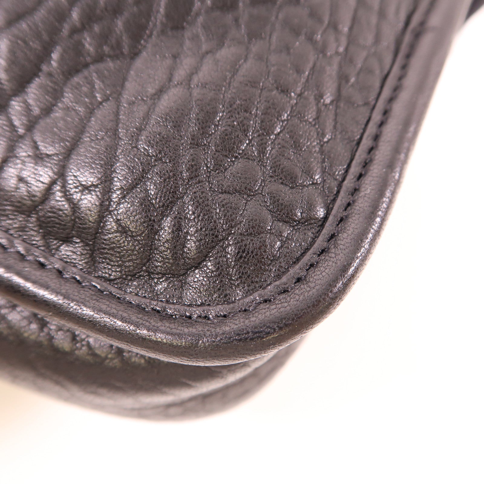 SAINT LAURENT 羊皮皮革Niki Messenger Bag銀扣肩背袋