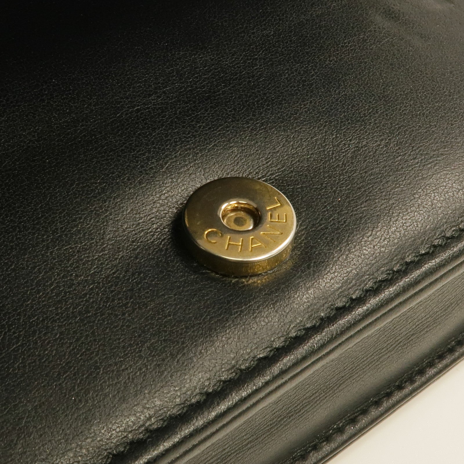 CHANEL 羊皮皮革WOC Wallet On Chain金扣鏈帶肩背袋