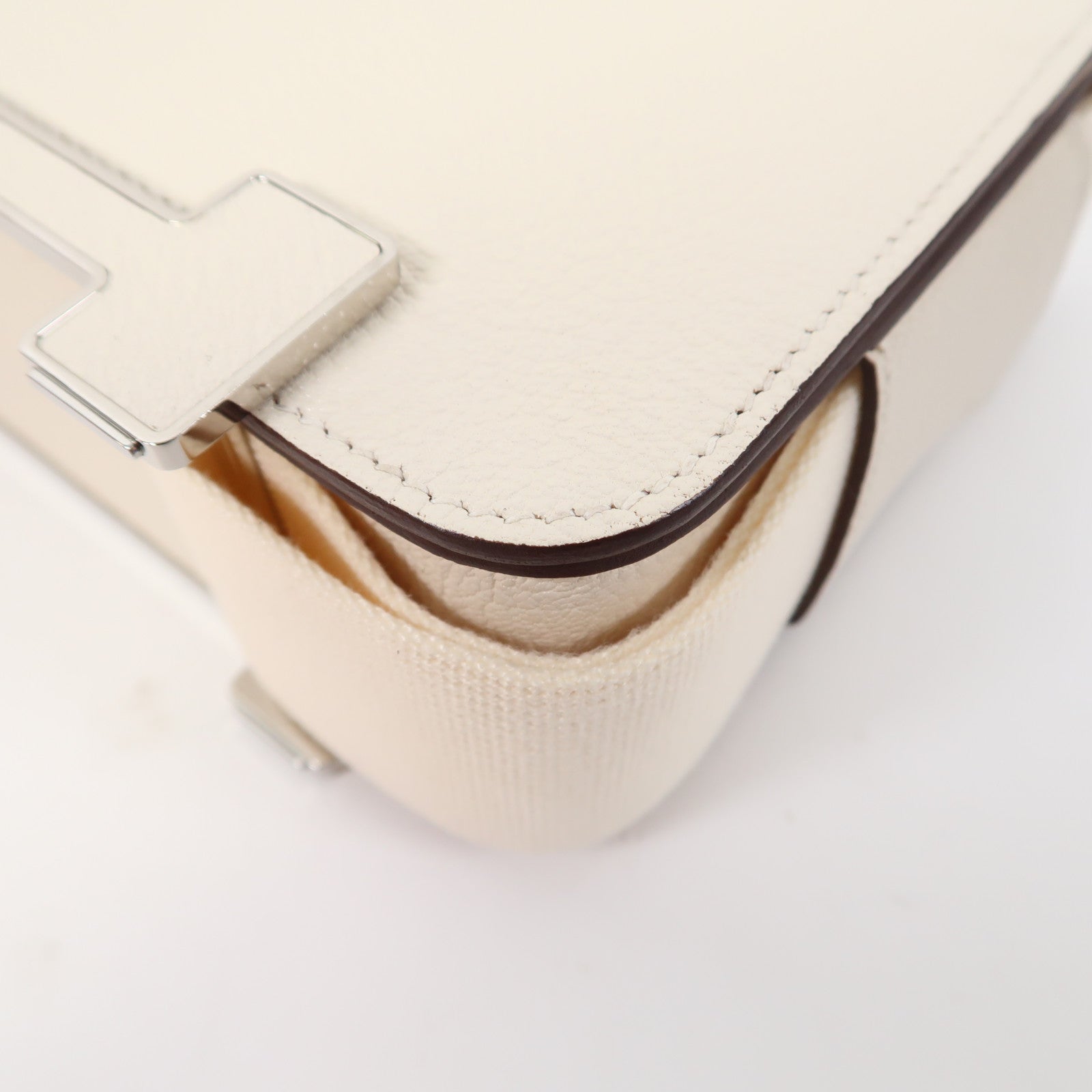 HERMES 【激減優惠】Chevre皮革Geta銀扣肩背袋奶油白色