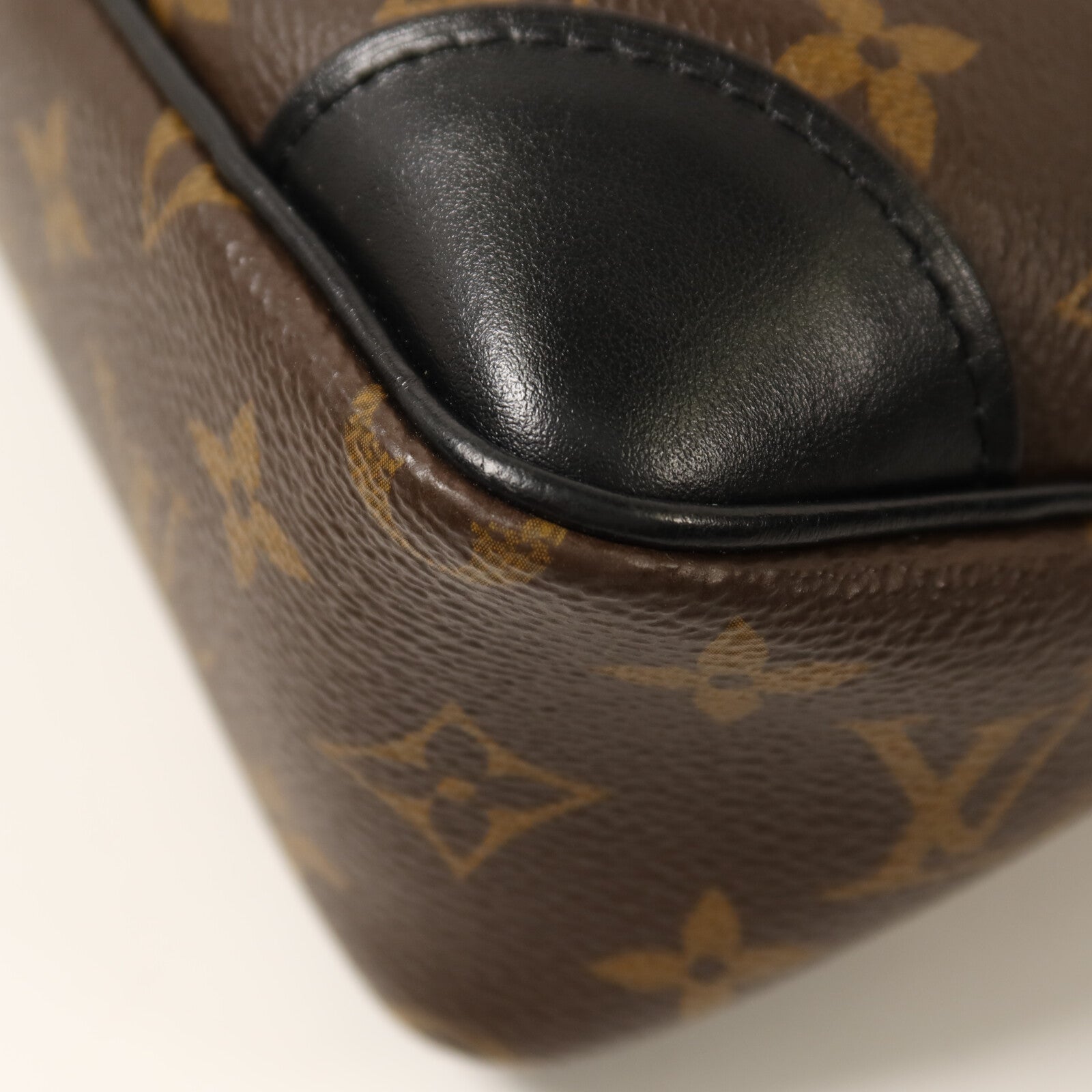 LOUIS VUITTON Monogram Odeon PM金扣肩背袋
