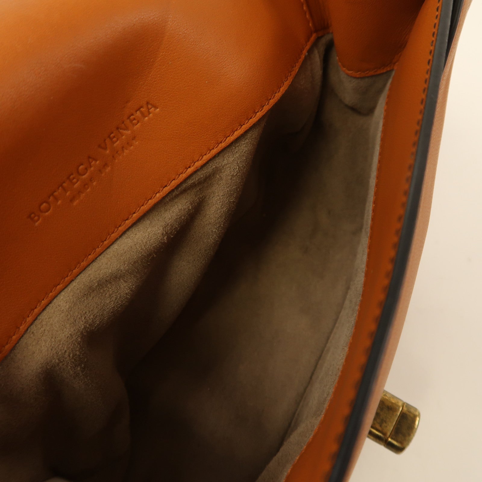 BOTTEGA VENETA 牛皮皮革Shoulder Bag金扣肩背袋啡色