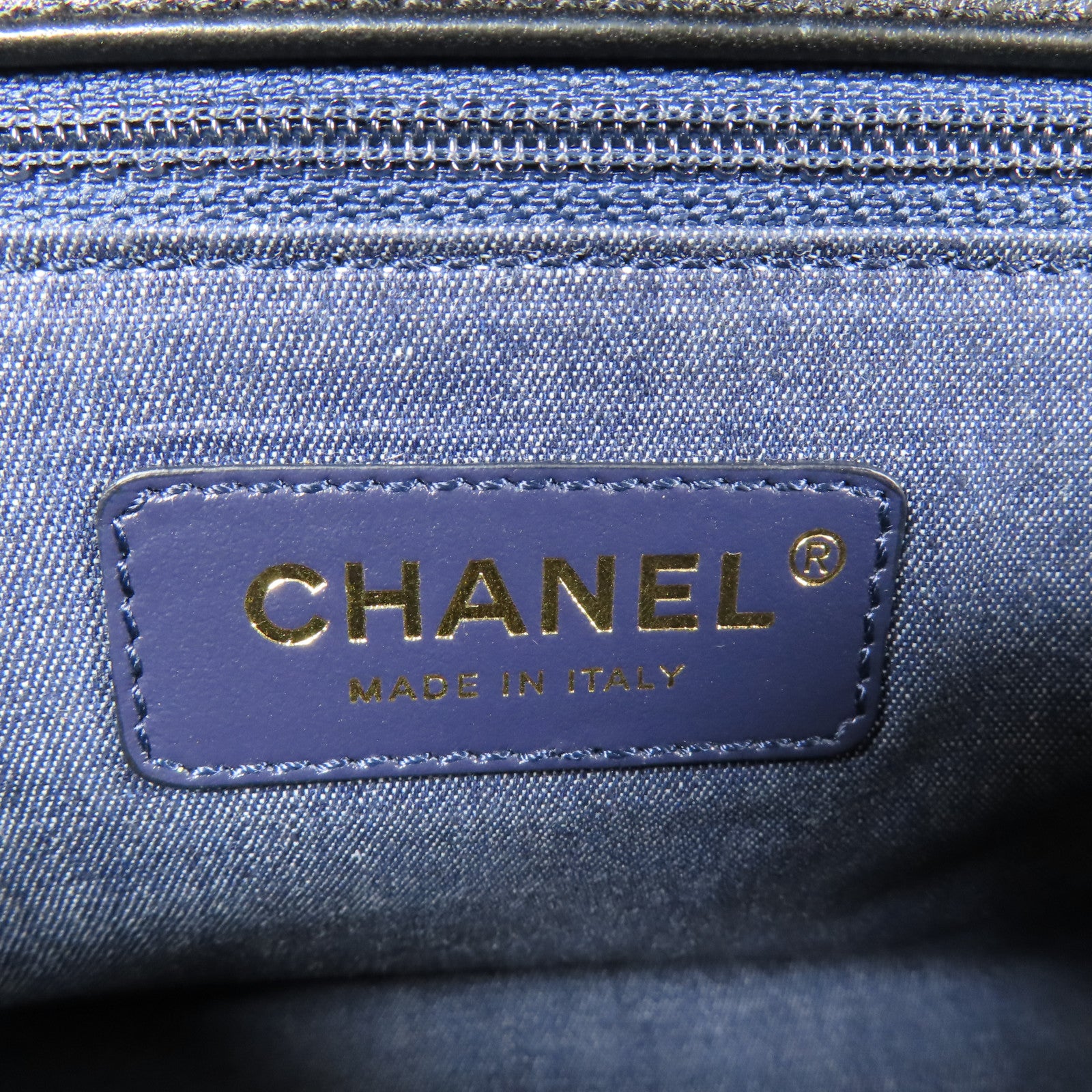 CHANEL 牛皮皮革Chain Flap Bag金扣鏈帶肩背袋