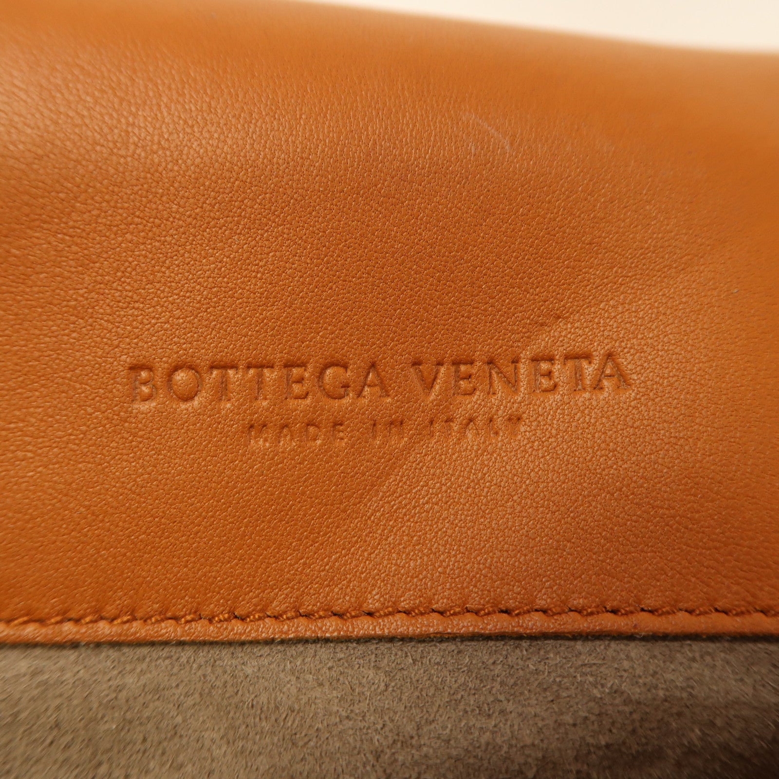 BOTTEGA VENETA 牛皮皮革Shoulder Bag金扣肩背袋啡色