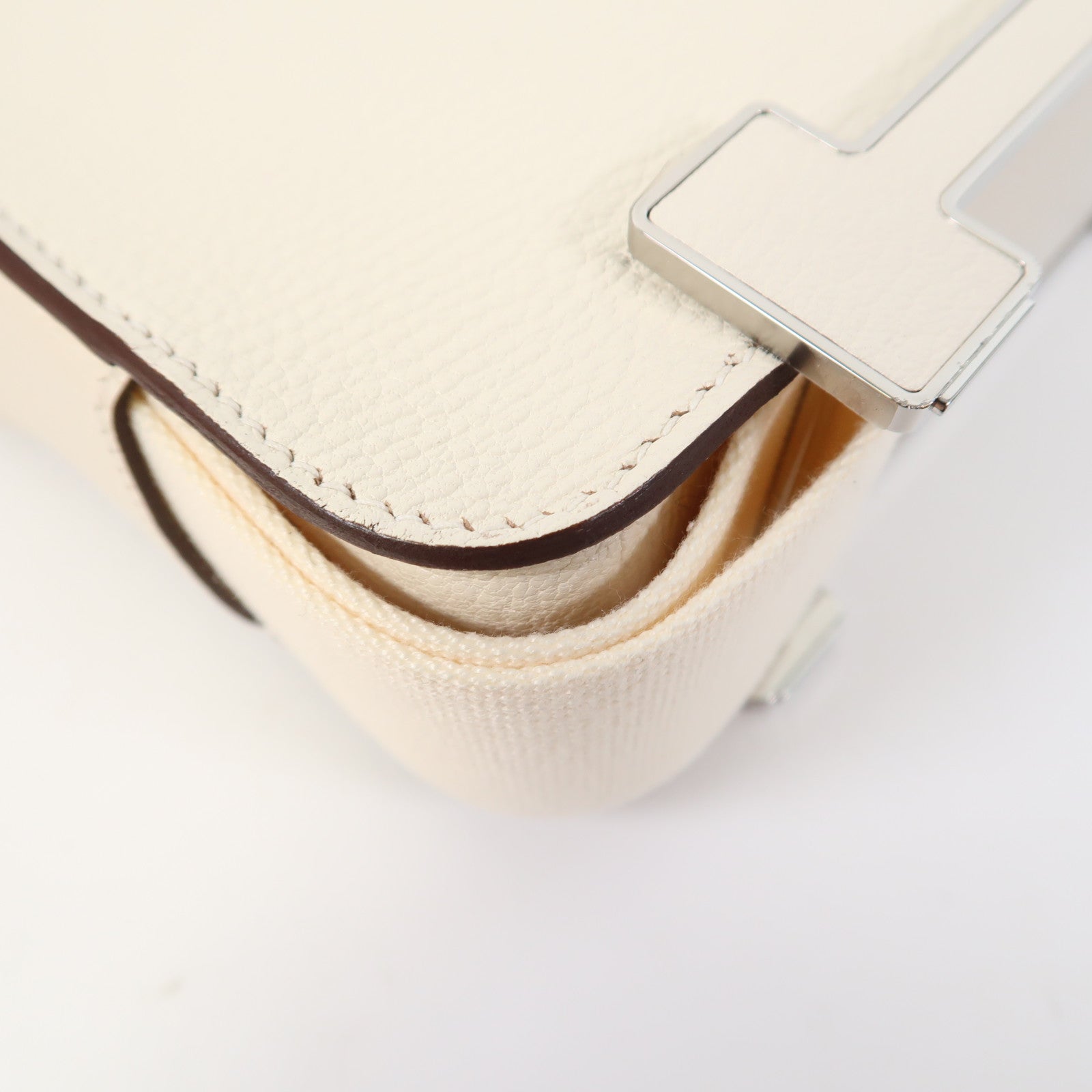 HERMES 【激減優惠】Chevre皮革Geta銀扣肩背袋奶油白色