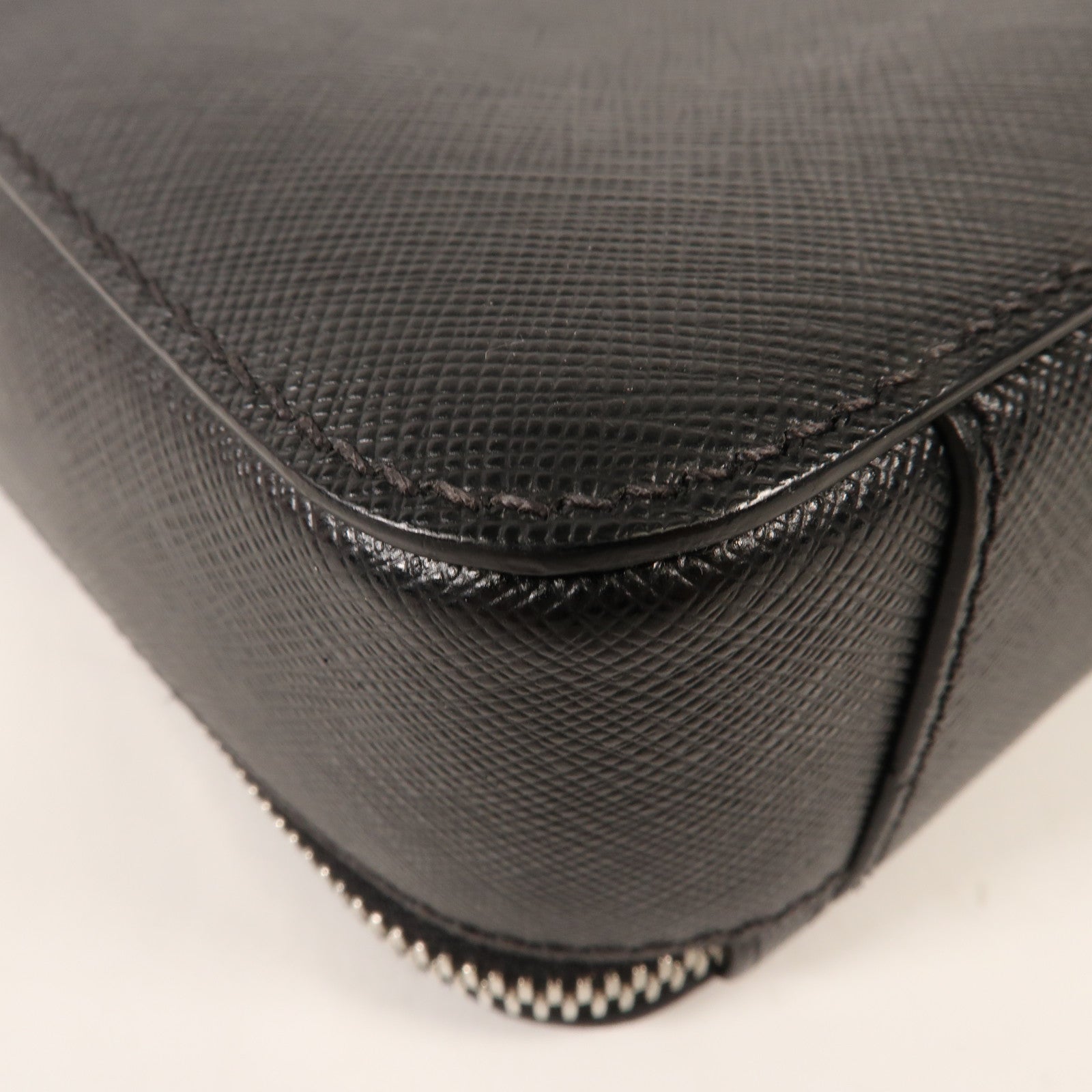 PRADA 牛皮皮革Shoulder Bag銀扣肩背袋