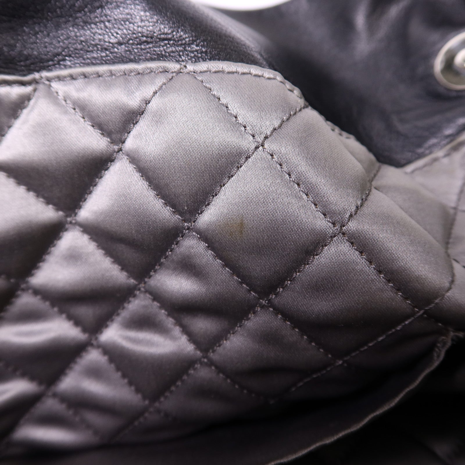 CHANEL 羊皮皮革Chain Shoulder Bag銀扣肩背袋