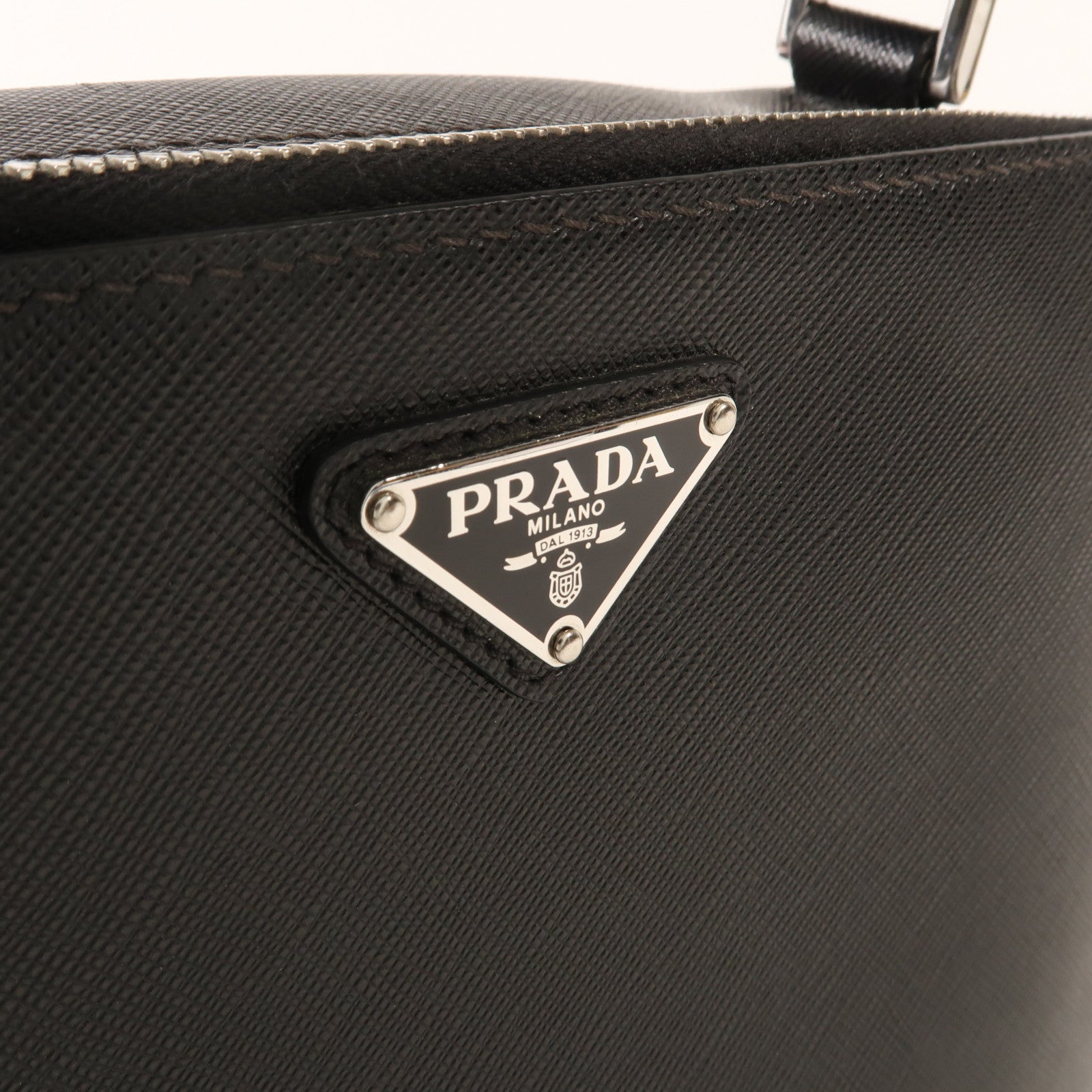 PRADA 牛皮皮革Shoulder Bag銀扣肩背袋